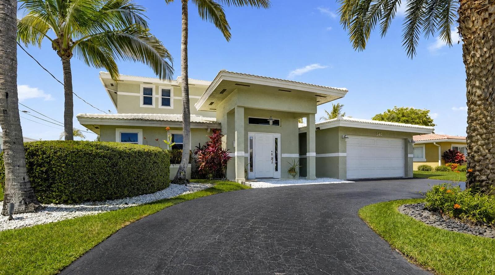 240 SE 3rd Court 4