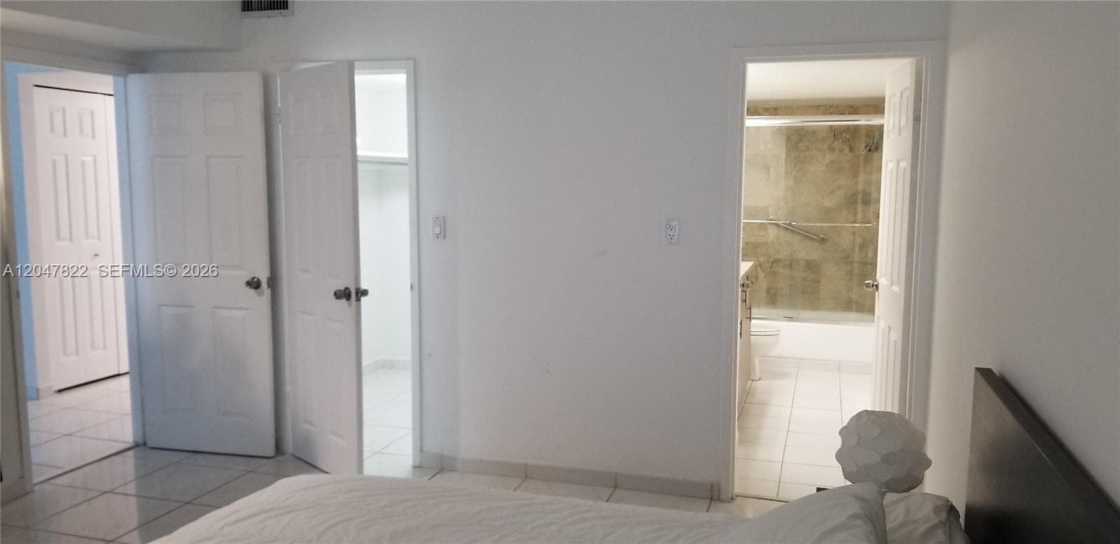 5401 Collins Ave 311 photo 15