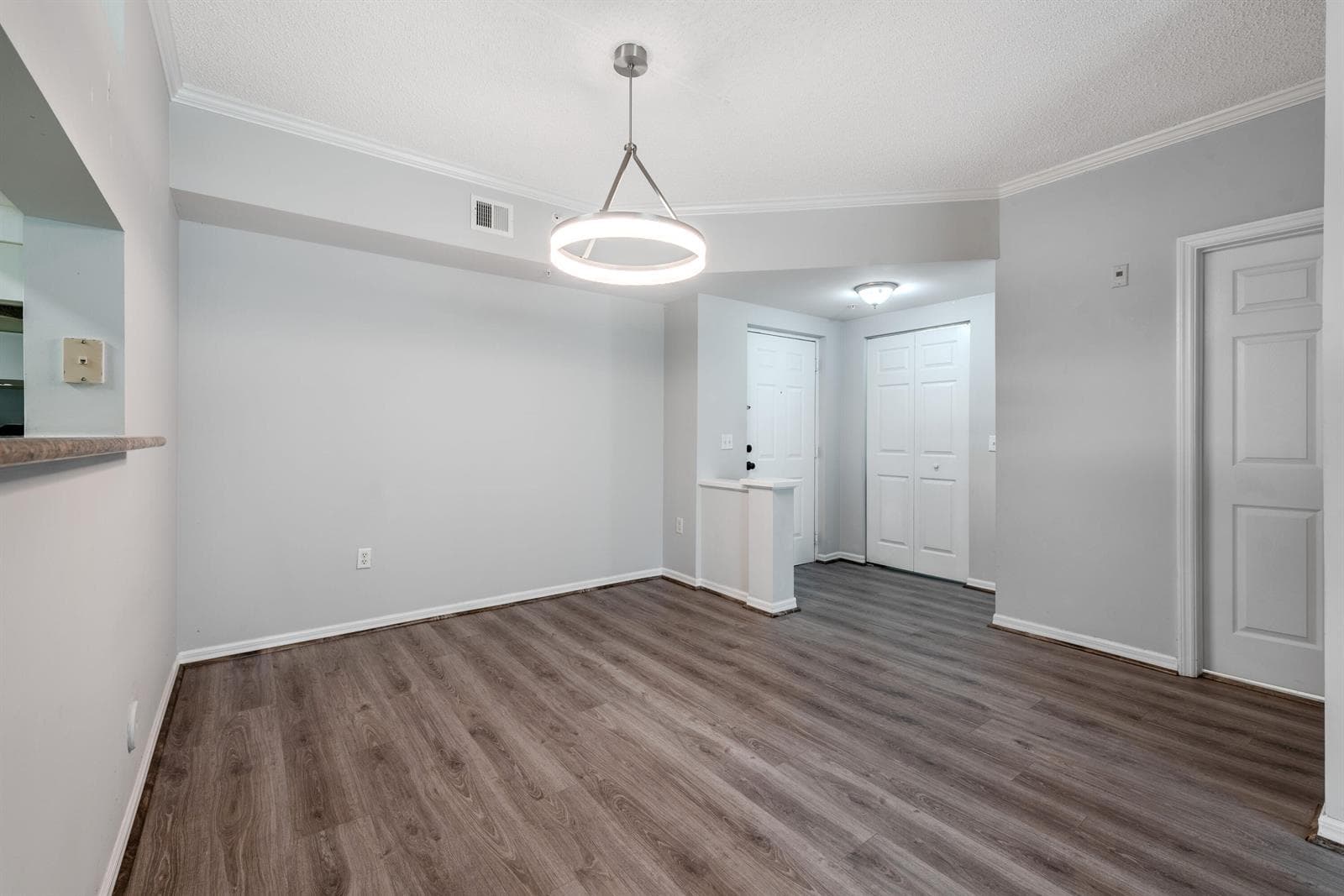 1106 Tuscany Way photo 2