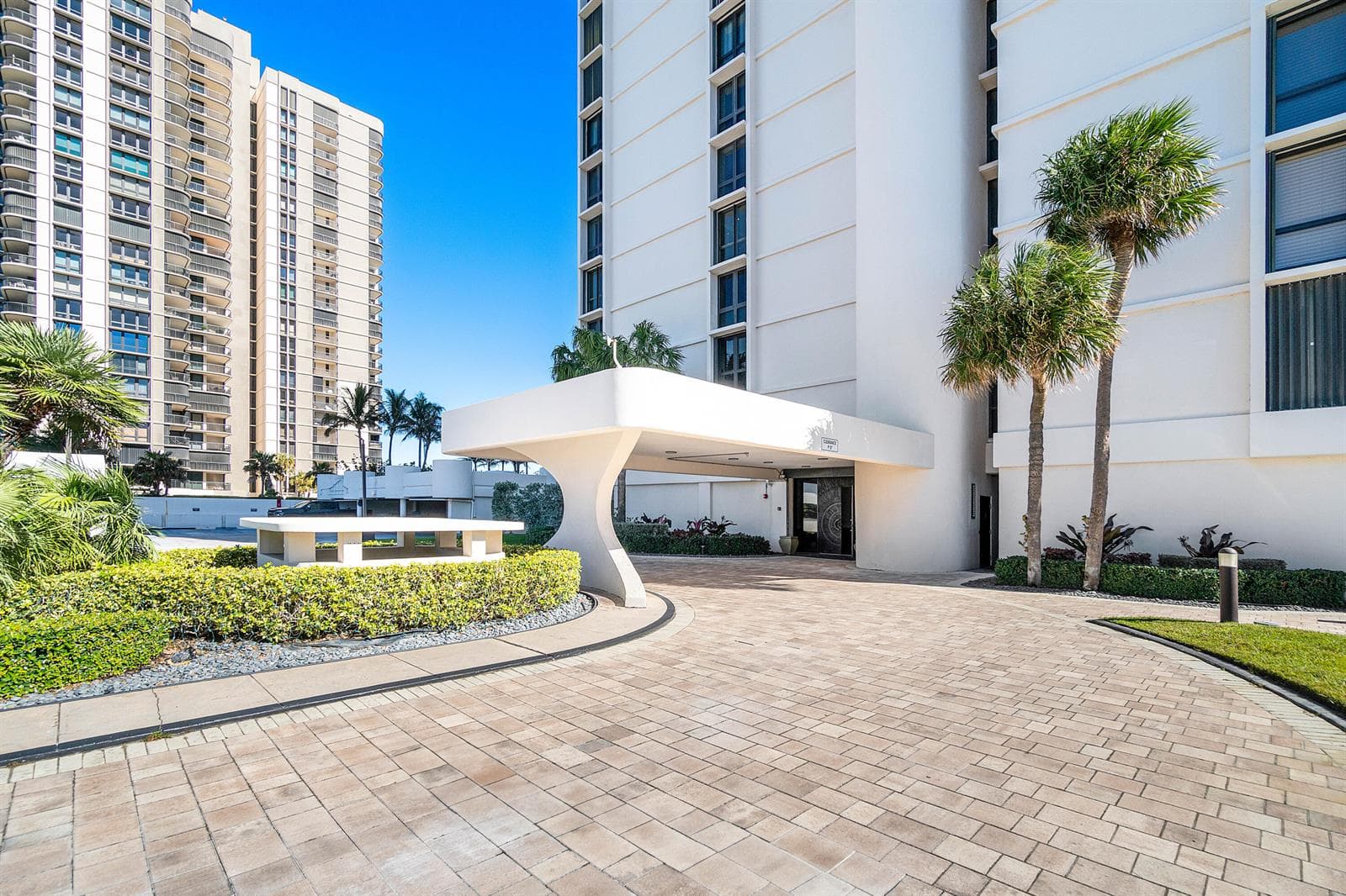 5380 N Ocean Drive N 5g photo 3