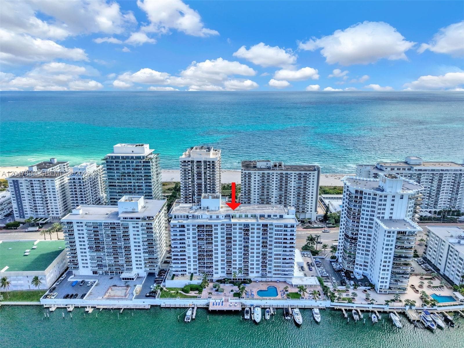 5700 Collins Ave #6J 3