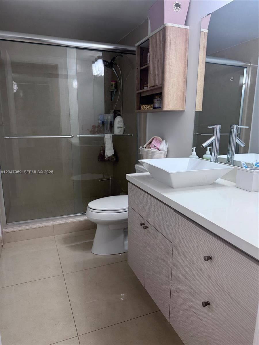 600 Three Islands Blvd 115 photo 16