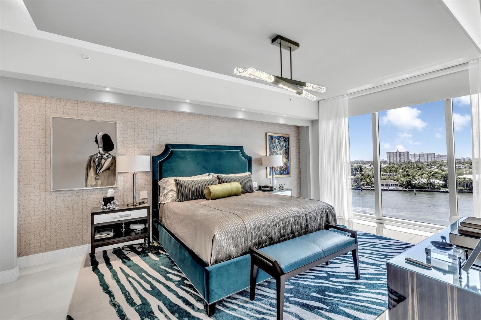 435 Bayshore Drive 602 photo 10