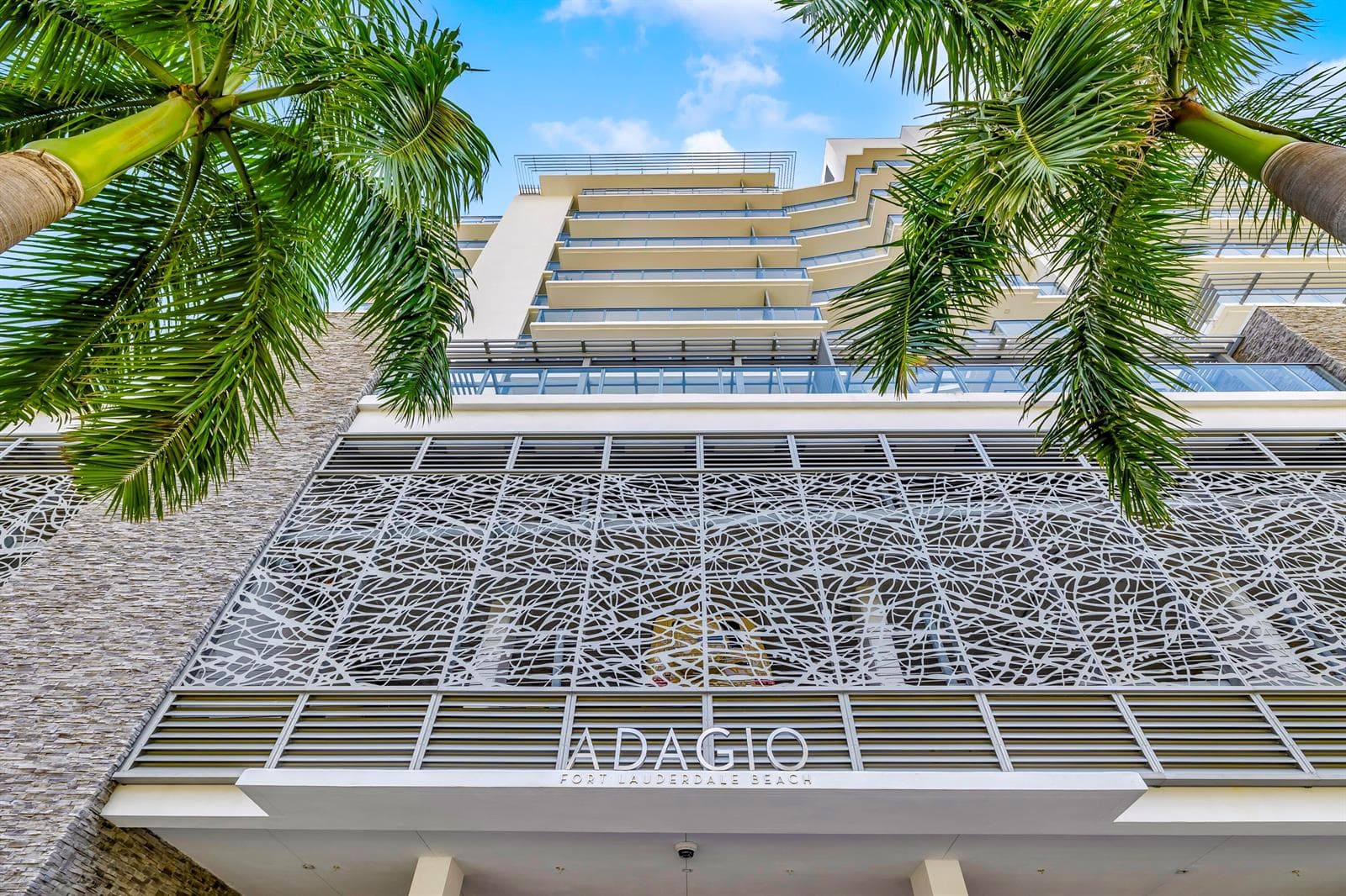435 Bayshore Drive 602 photo 21