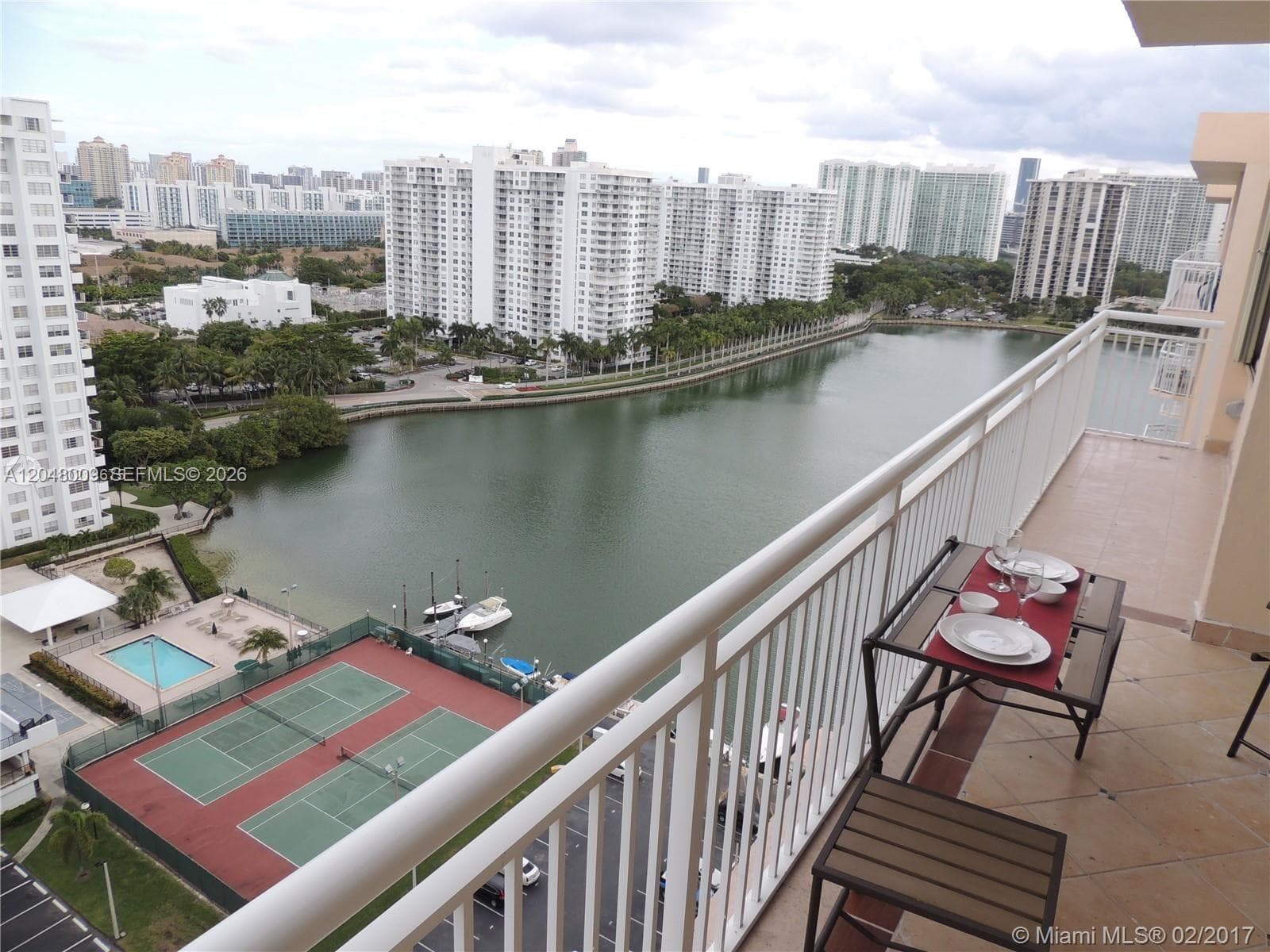 18061 Biscayne Blvd #PH02 1