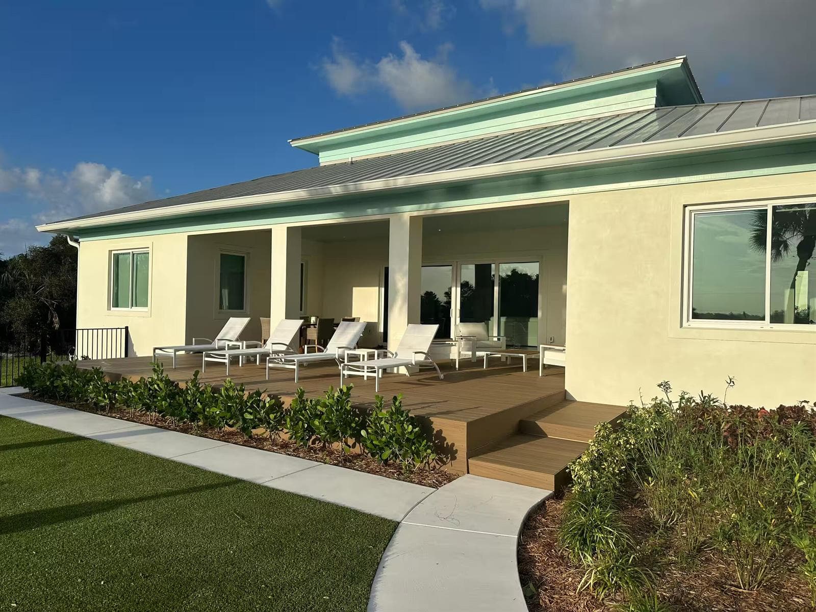 12331 S Indian River Drive photo 8