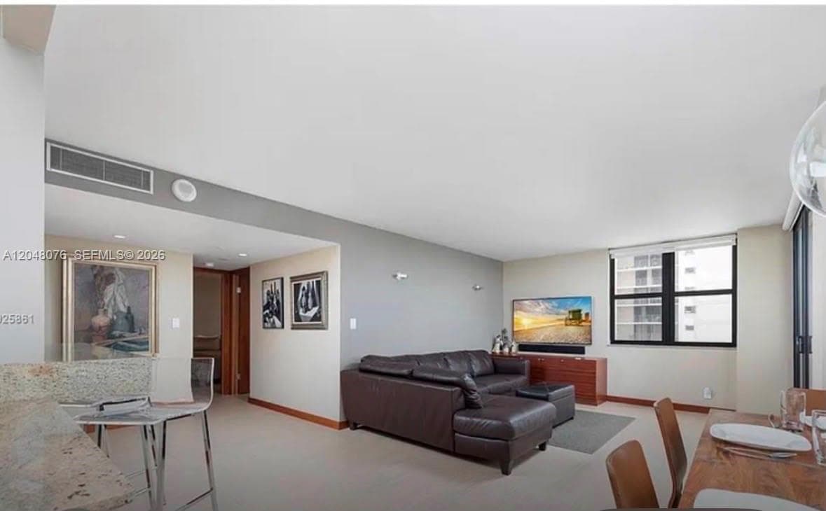 2555 Collins Ave 1101 photo 22