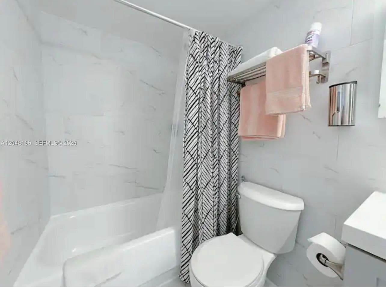 19201 Collins Ave 545 photo 8