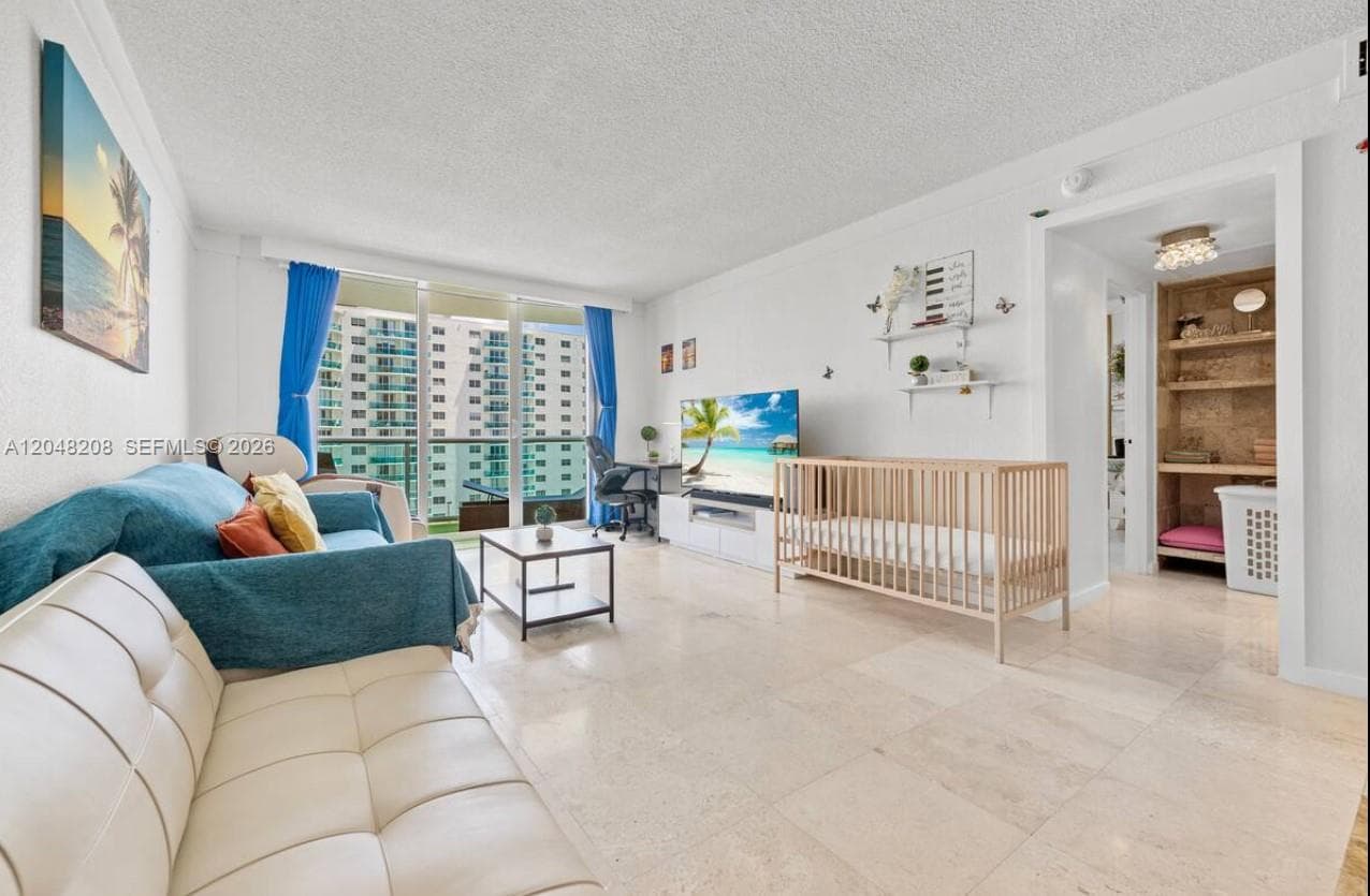 3901 S Ocean Dr 9B photo 3