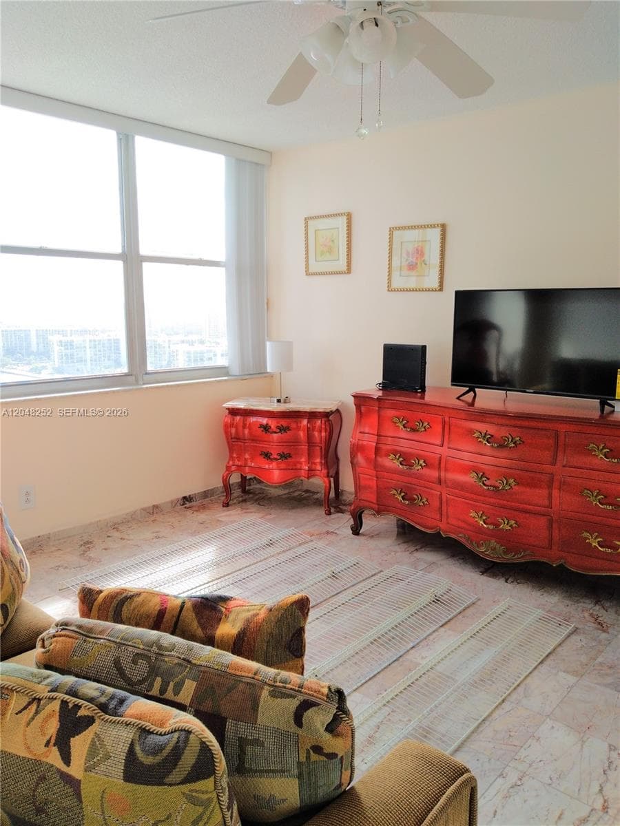 2101 S Ocean Dr 2001 photo 23