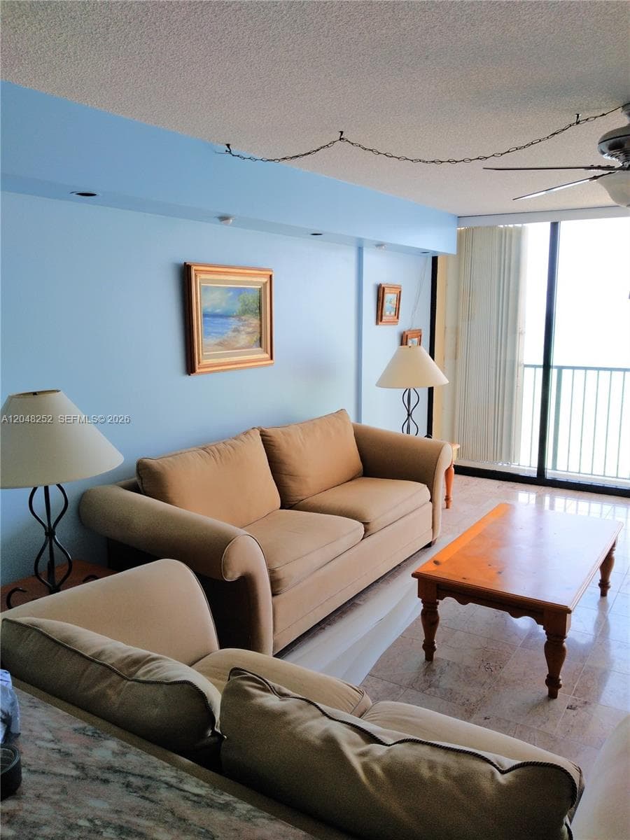2101 S Ocean Dr 2001 photo 2