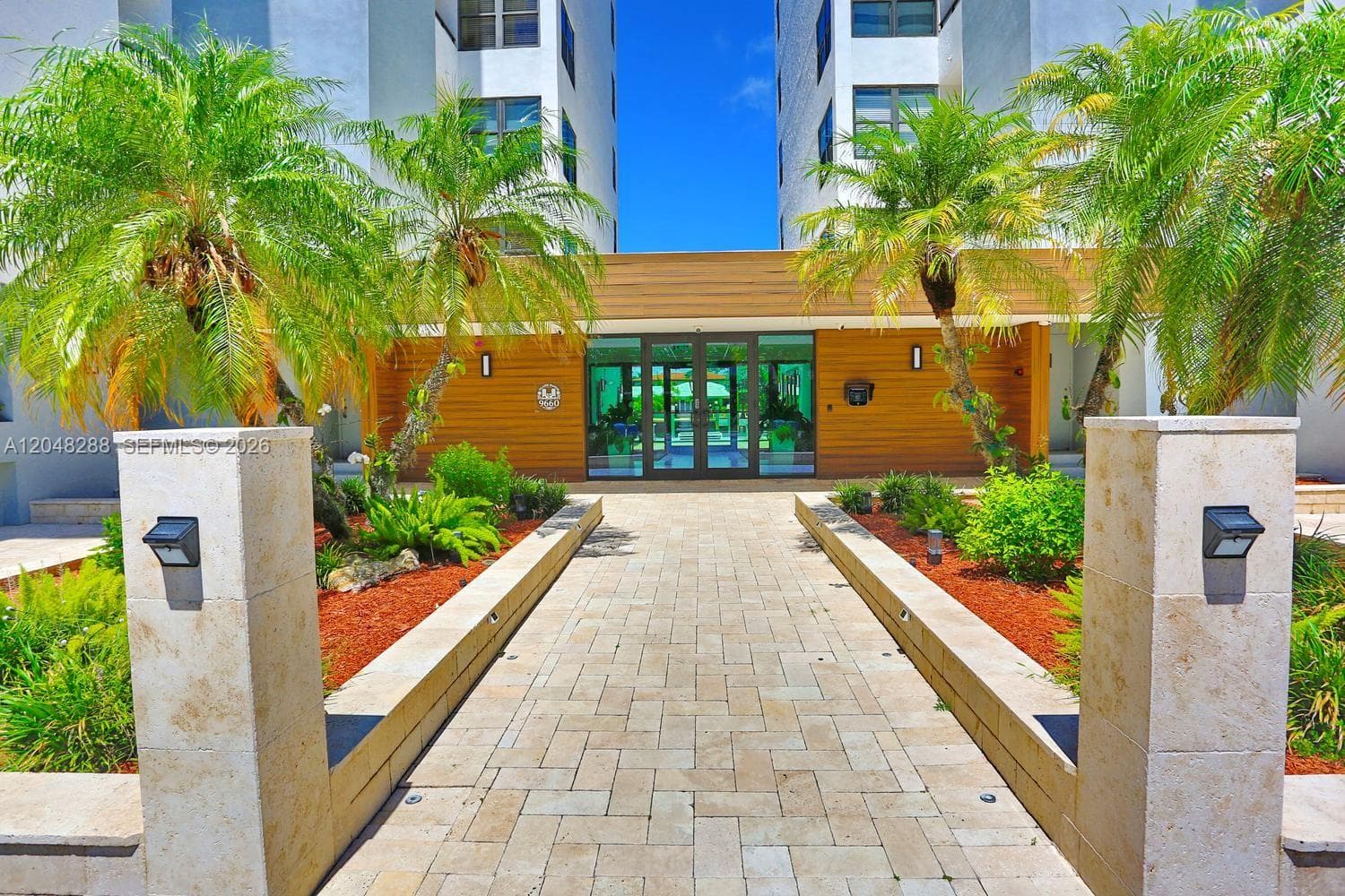 9660 W Bay Harbor Dr #5A 4