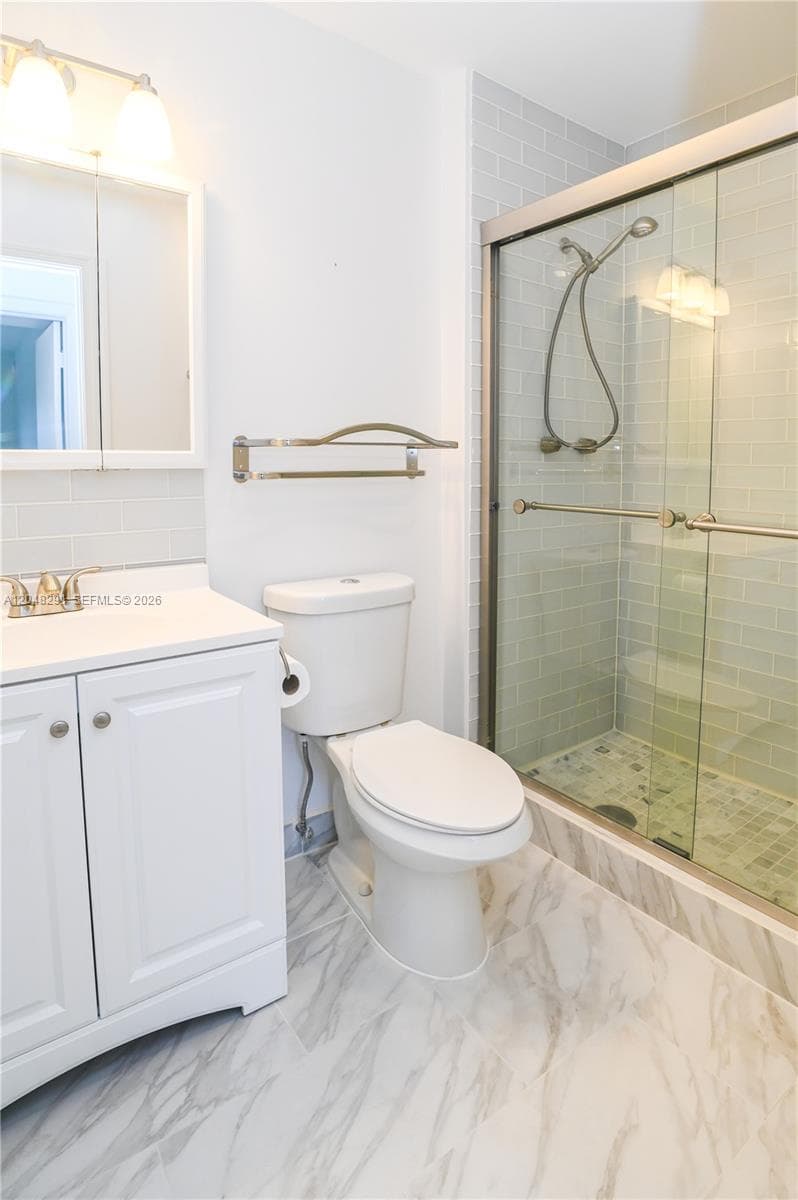 130 Cypress Club Dr 324 photo 18