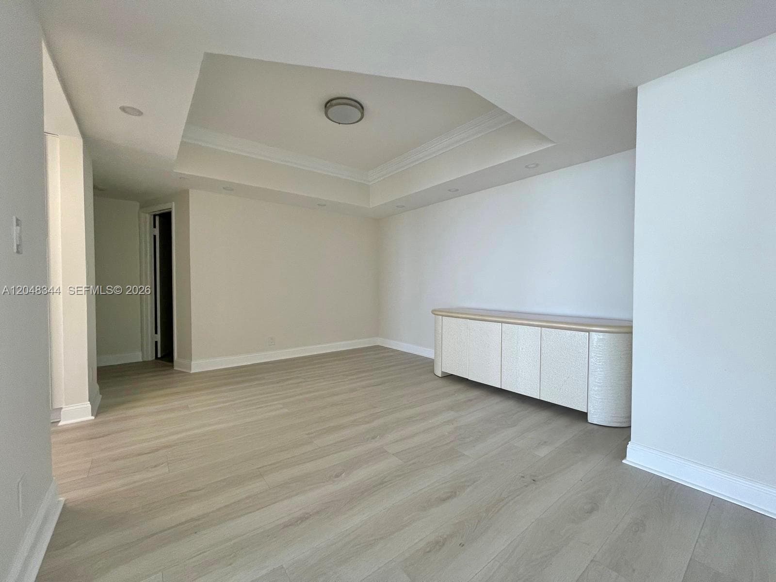 20281 E Country Club Dr 2104 photo 13