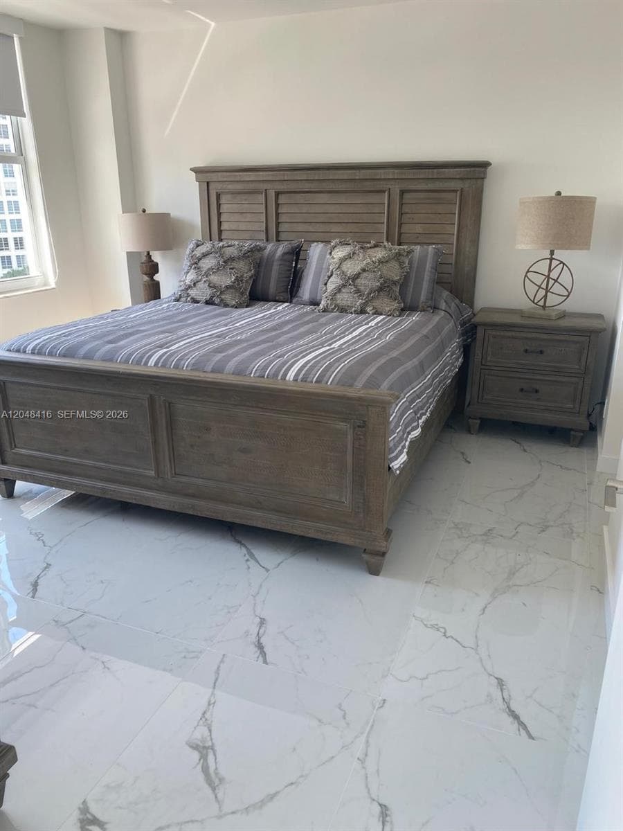 5601 Collins Ave 722 photo 19