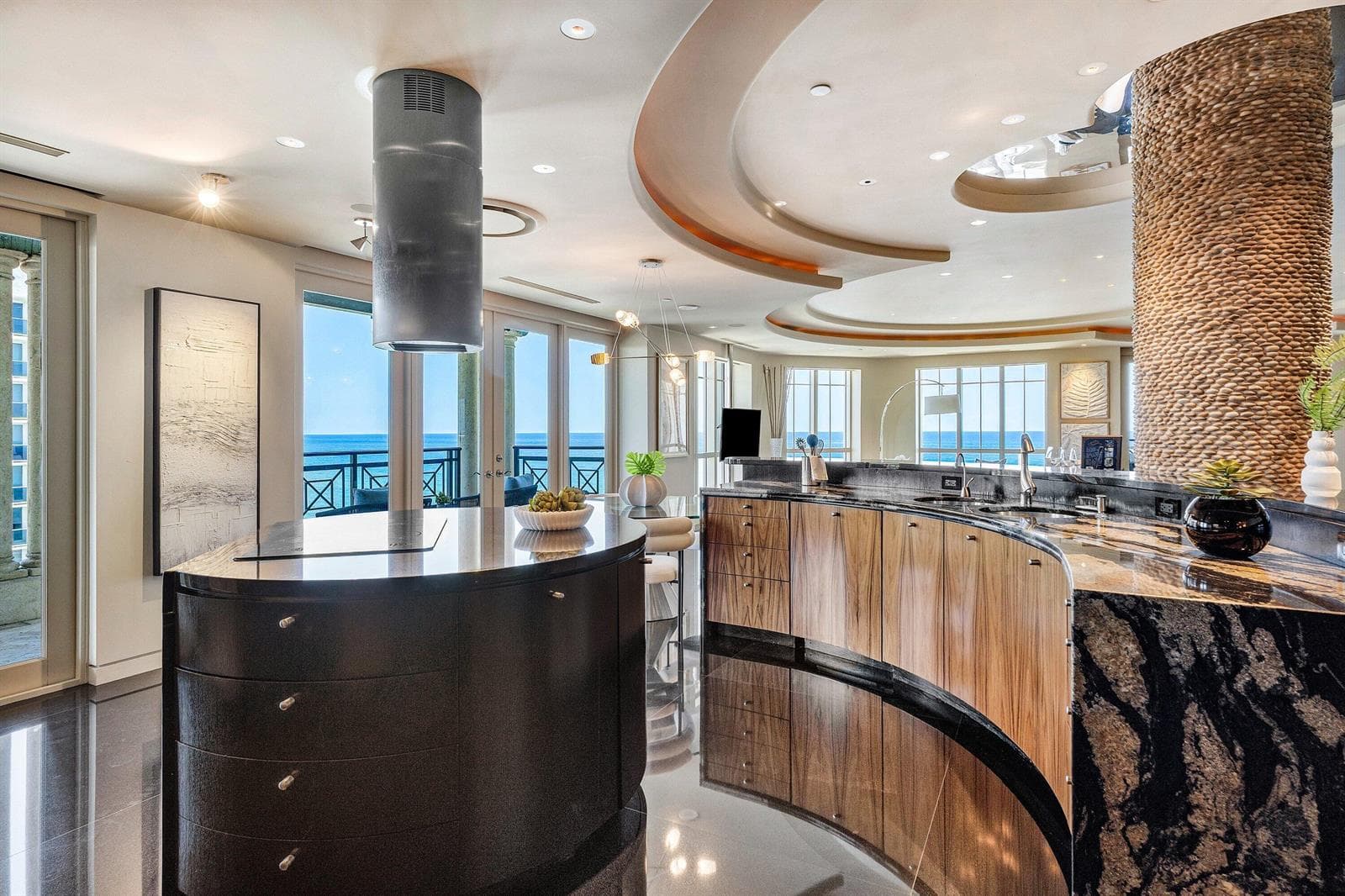 400 S Ocean Boulevard Ph2 photo 4