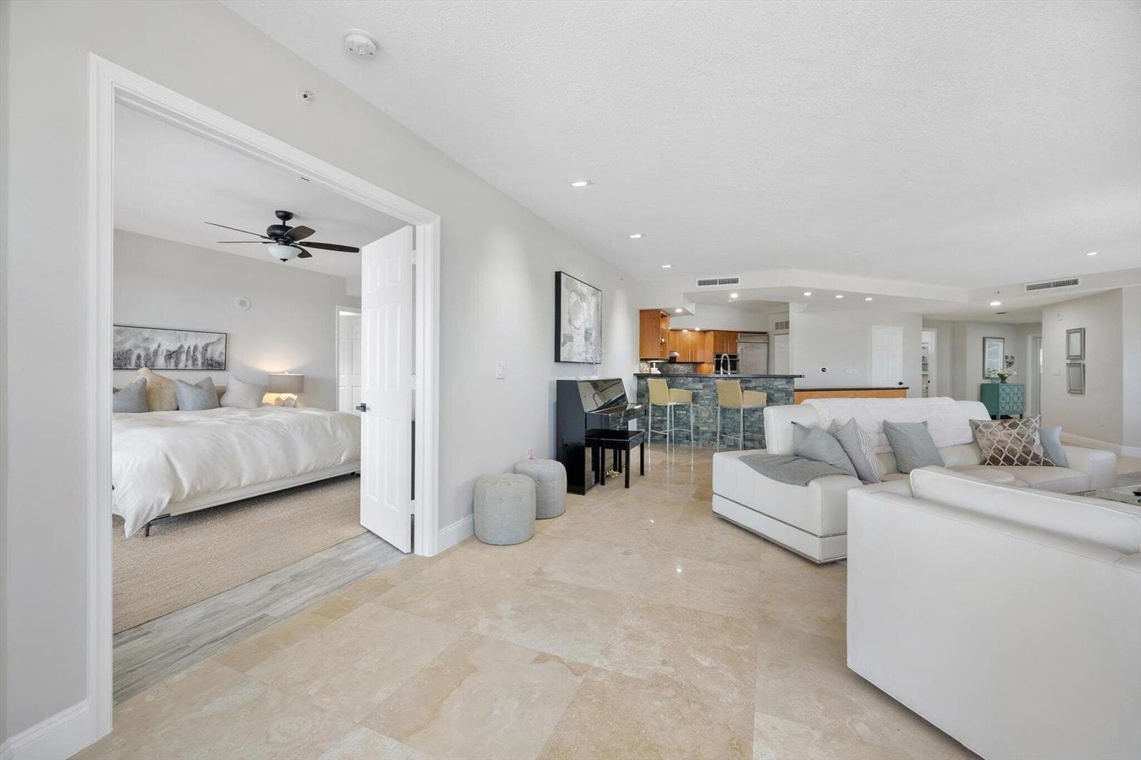 615 Bayshore Drive 603 photo 25