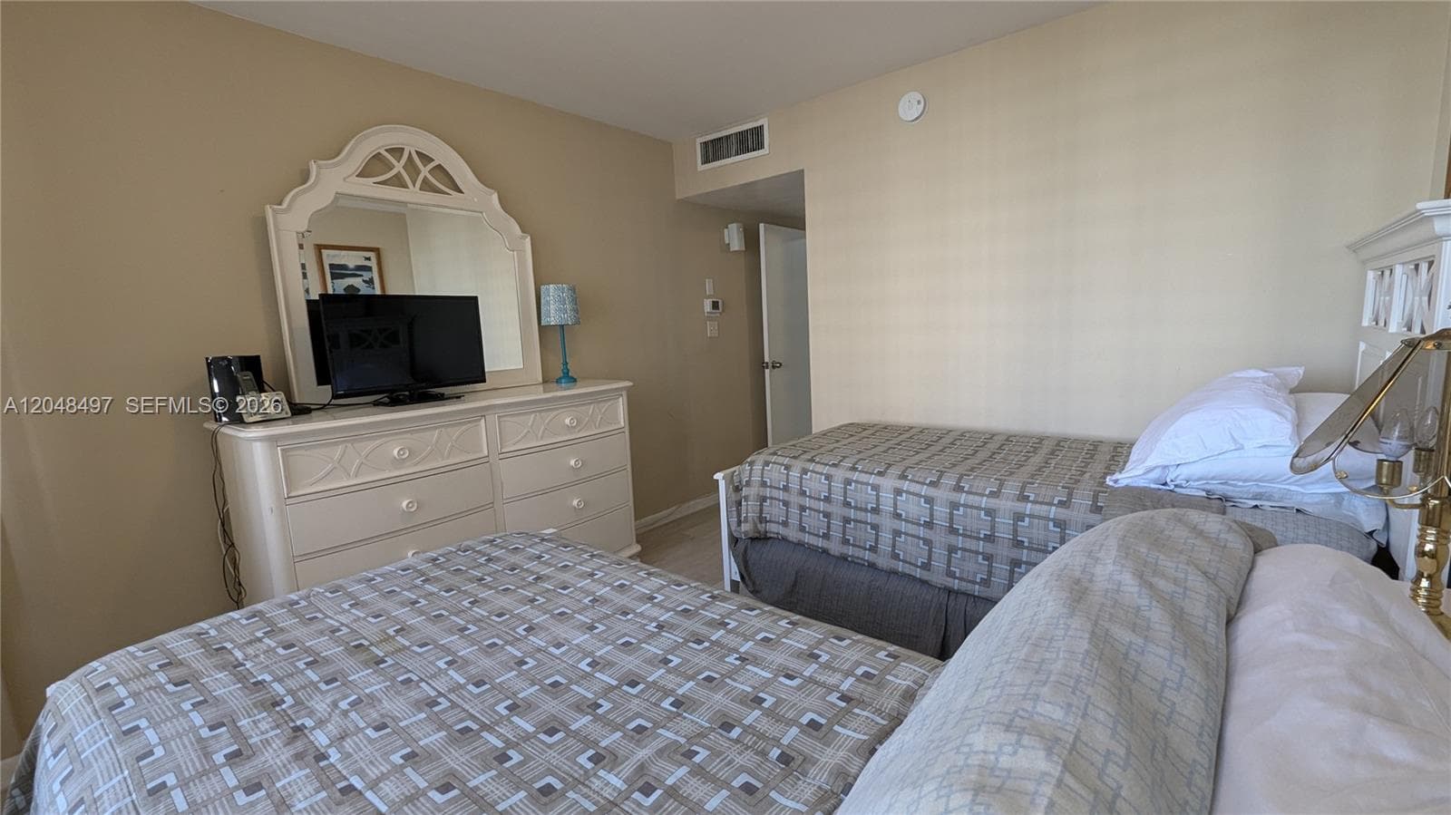 5161 Collins Ave 602 photo 11