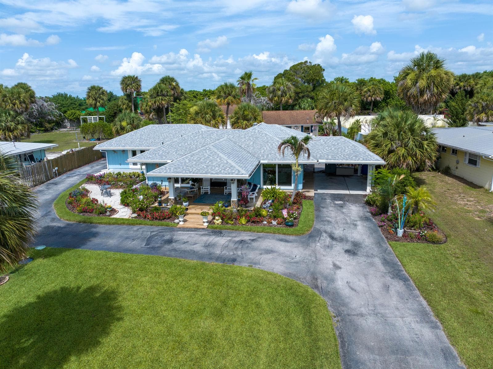 1711 S Indian River Drive 3