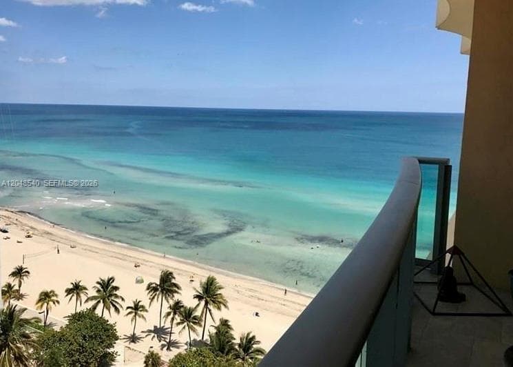 2501 S Ocean Dr PH05 photo 1