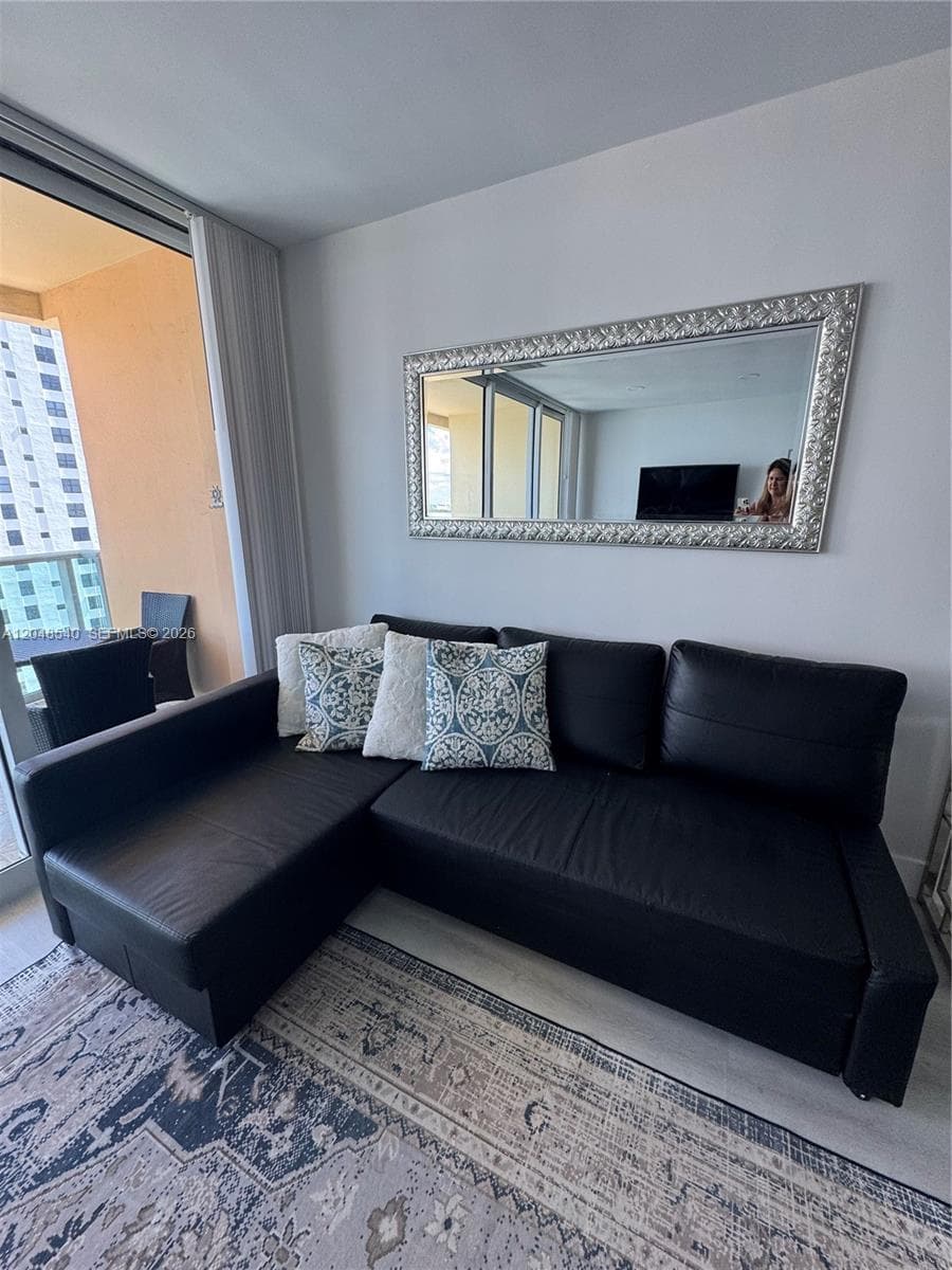 2501 S Ocean Dr PH05 photo 4