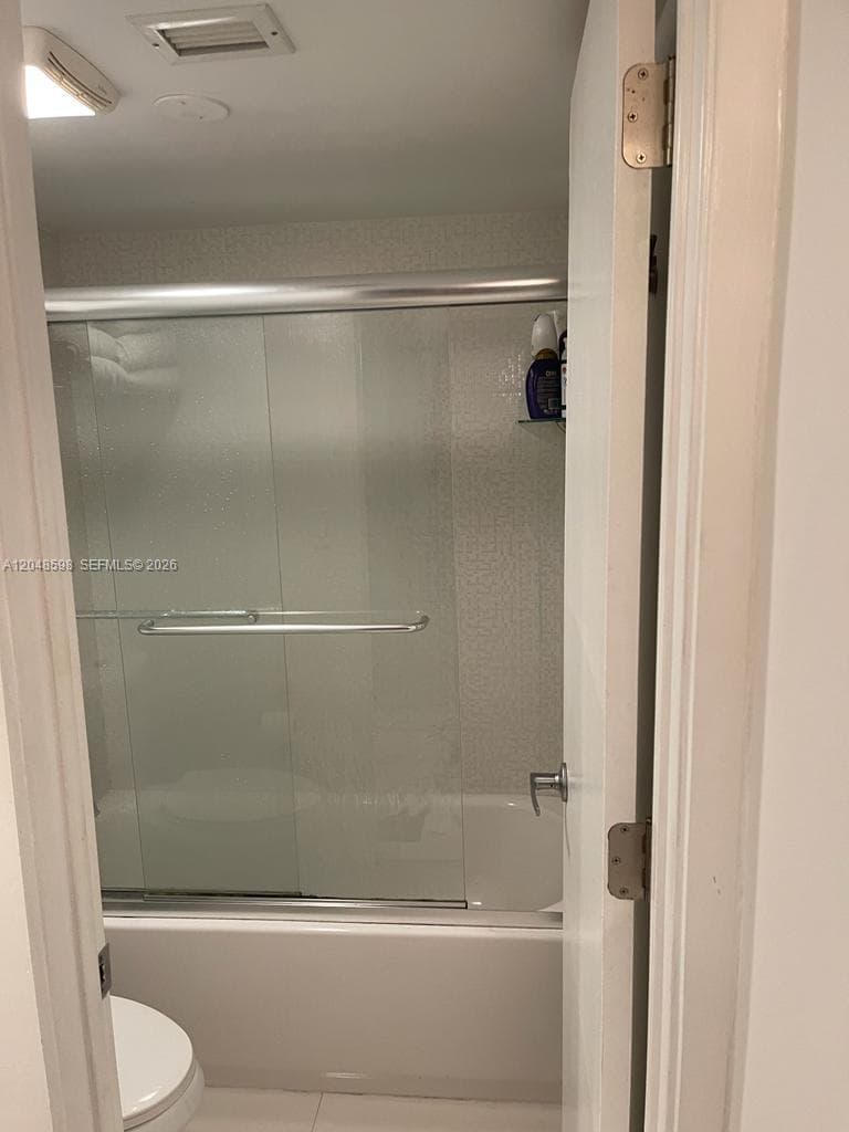 5701 Collins Ave 1411 photo 12