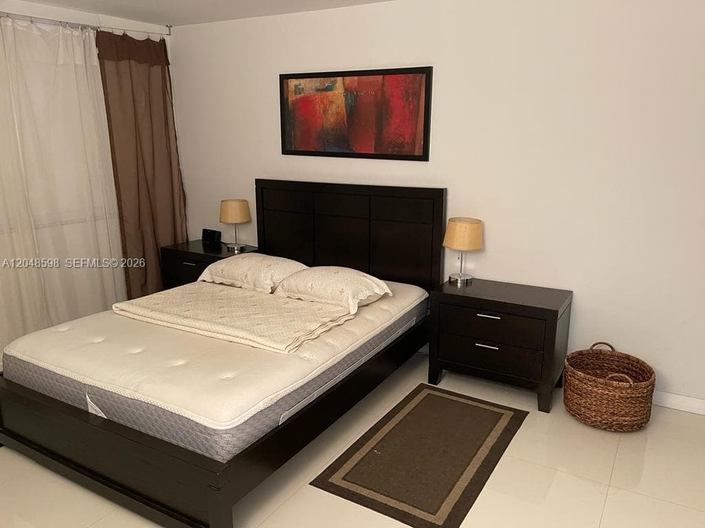 5701 Collins Ave 1411 photo 8