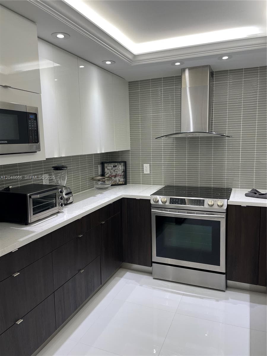 2500 PARKVIEW DR 1405 photo 9