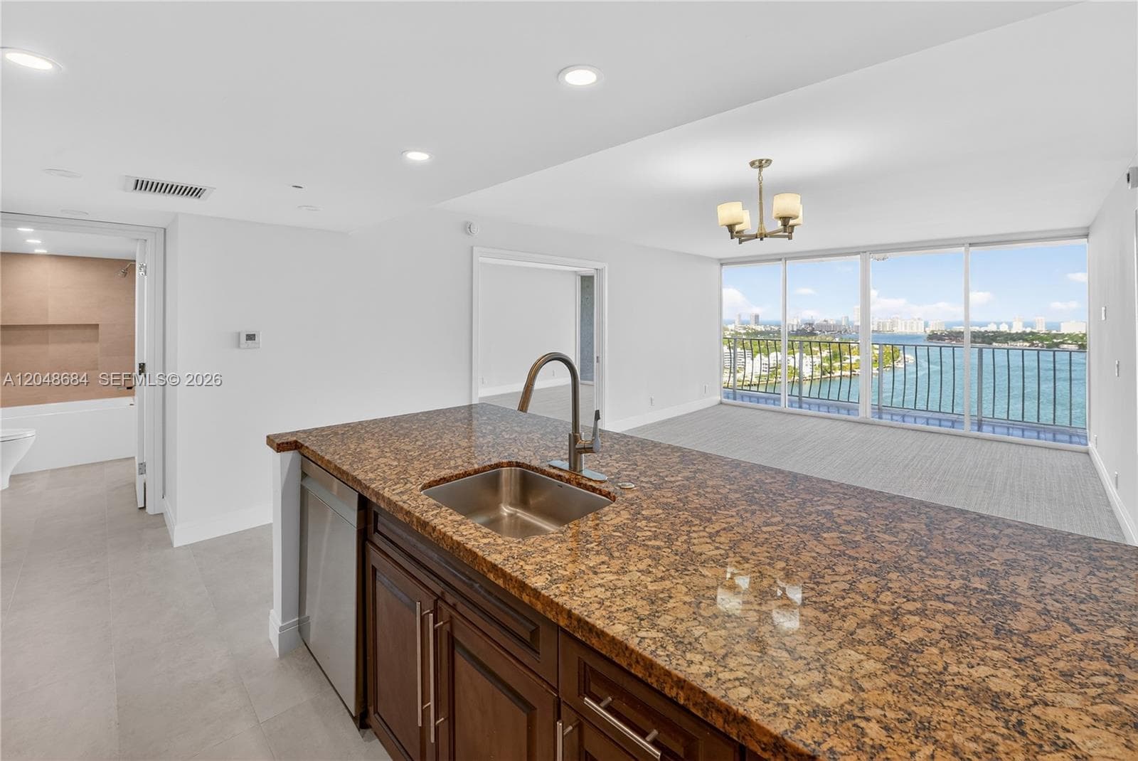 7601 E Treasure Dr 2319 photo 10