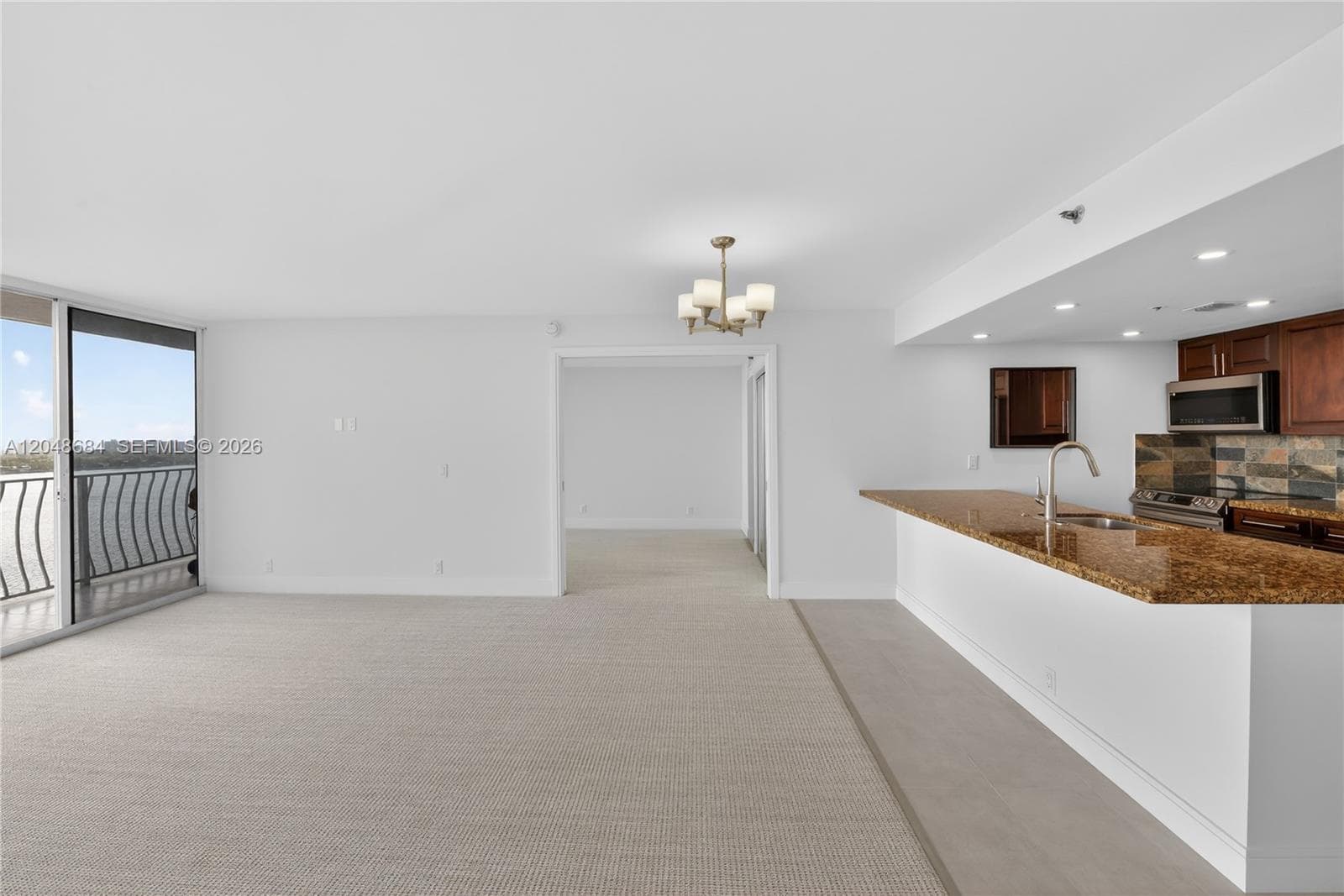 7601 E Treasure Dr 2319 photo 11