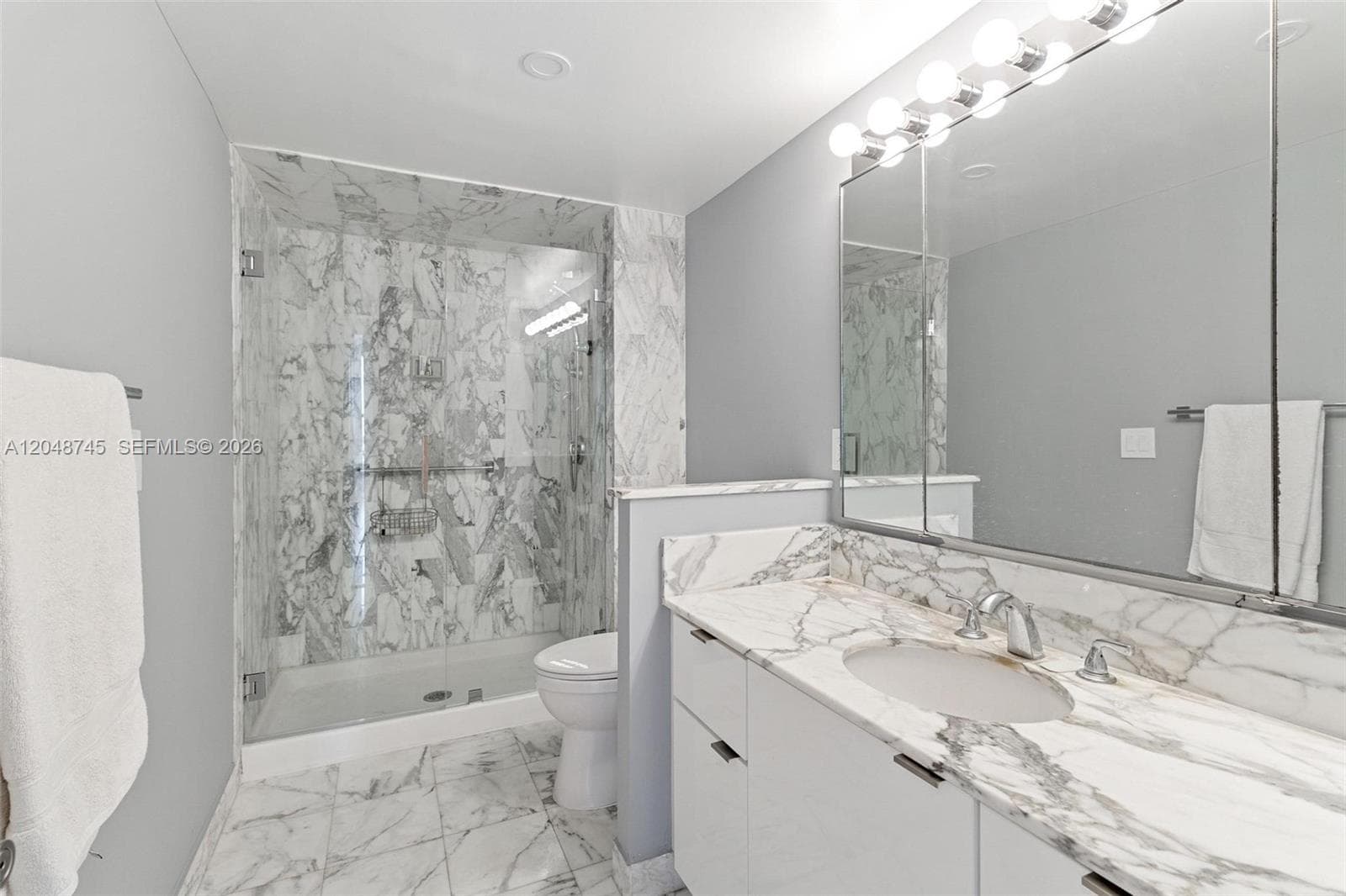 9801 Collins Ave 11-O photo 17