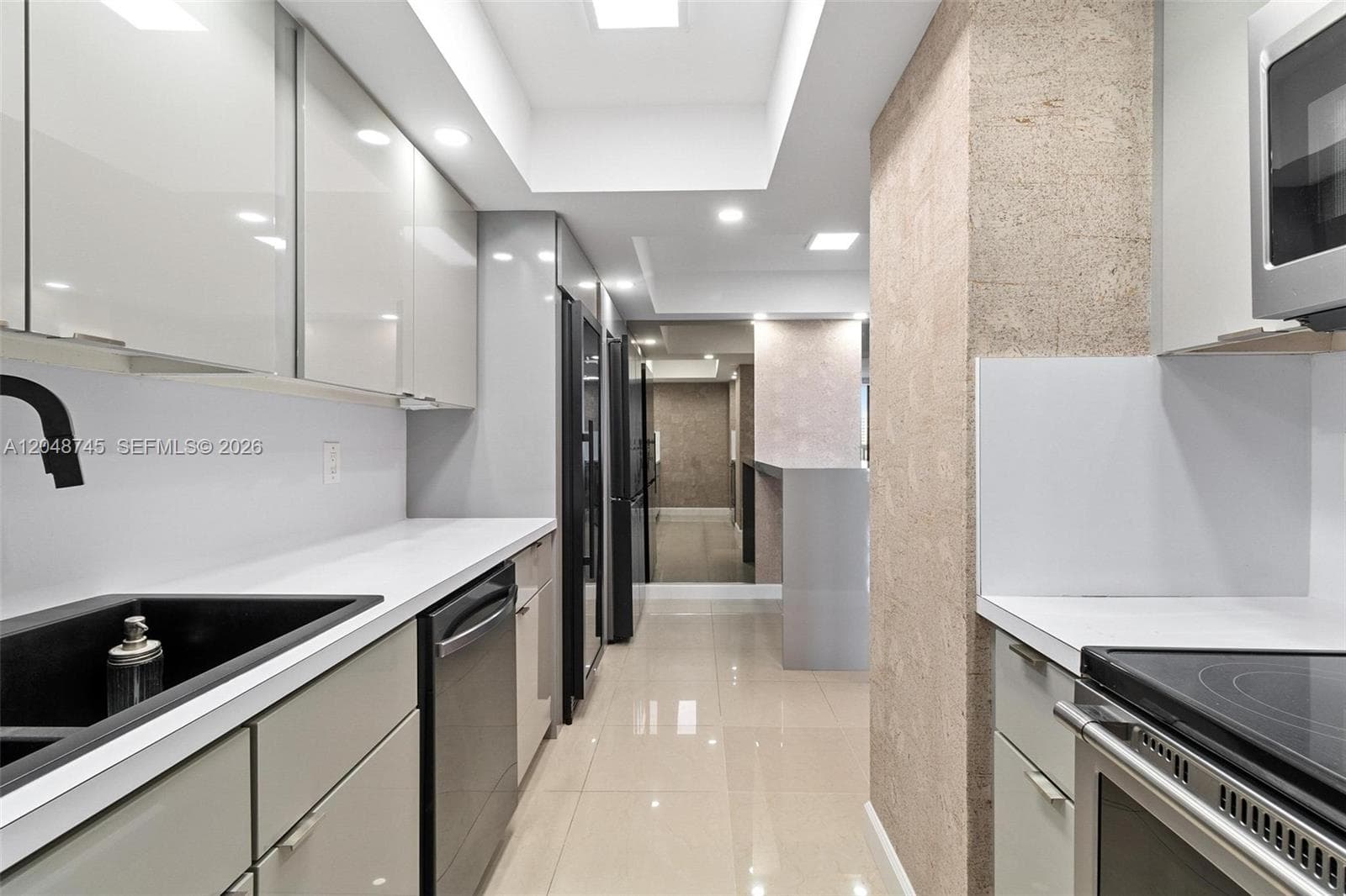 9801 Collins Ave 11-O photo 14