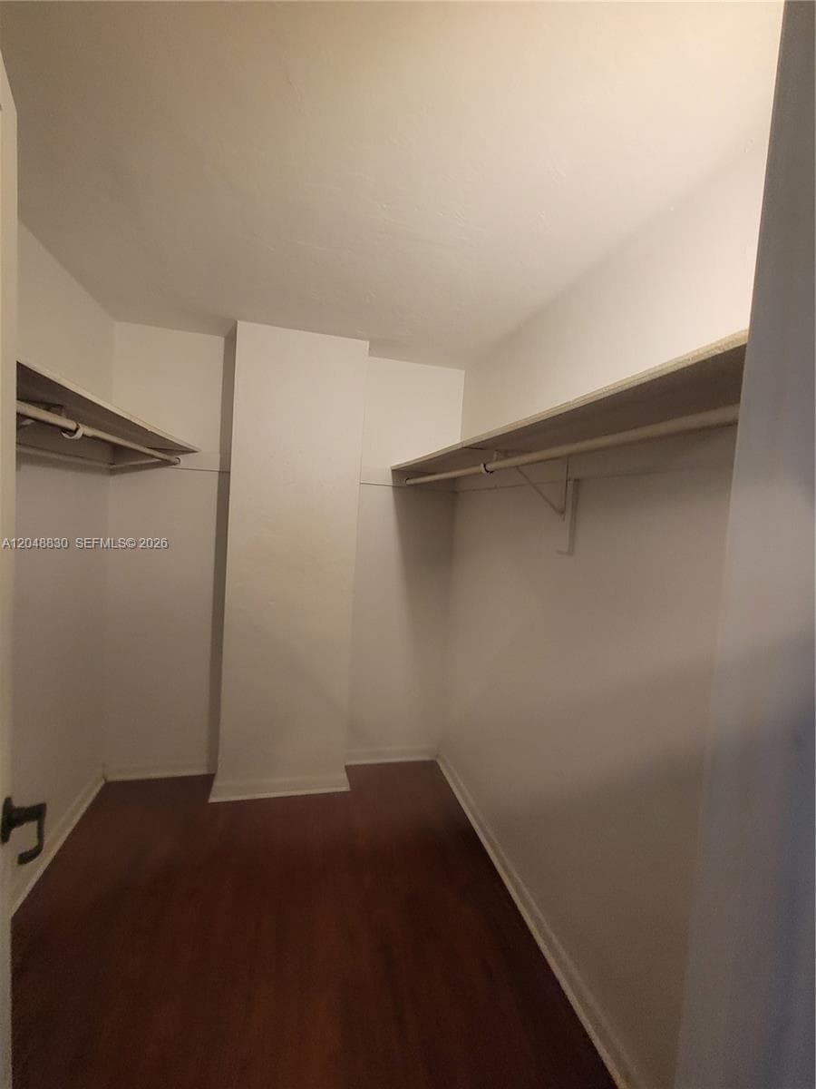 19390 Collins Ave 220 photo 9