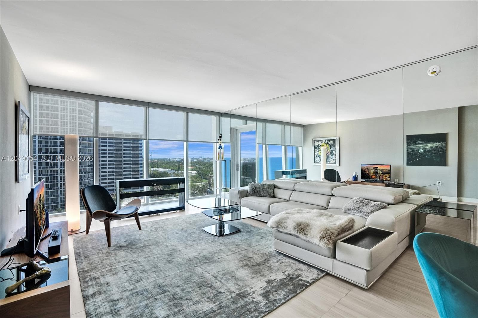 10275 Collins Ave #1116 2