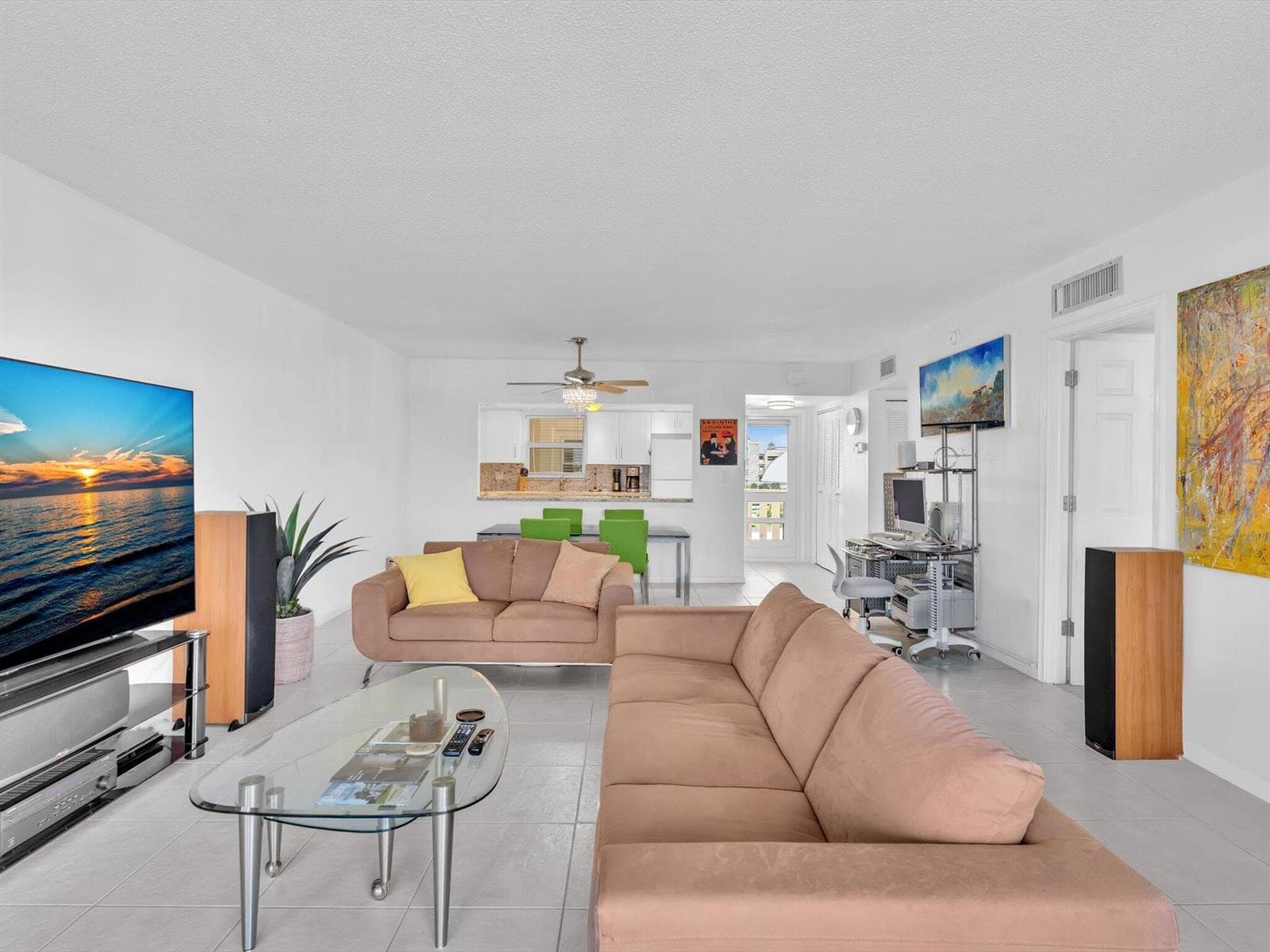 303 N Riverside Drive 503 photo 10