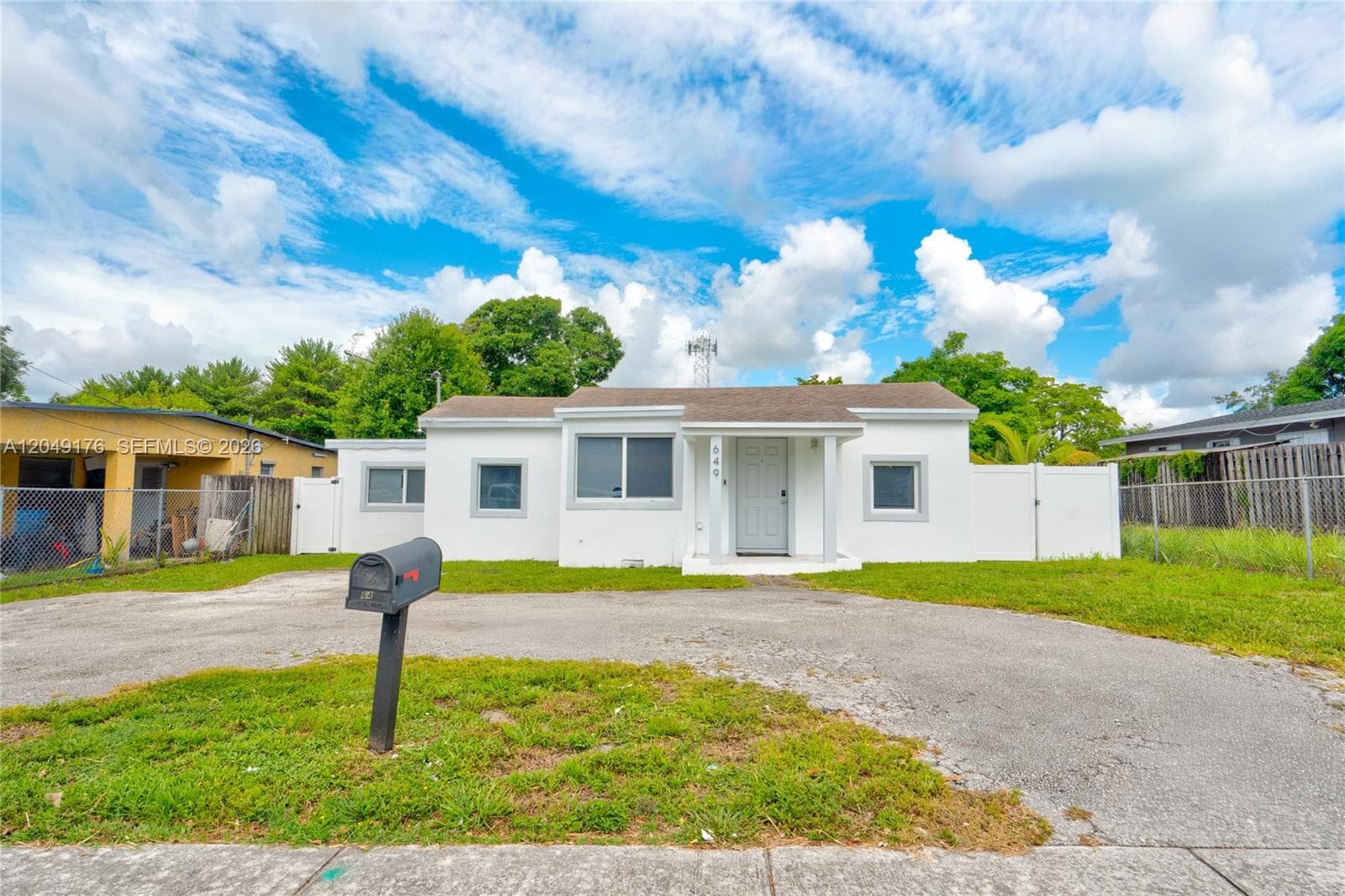 649 NW 24th Ave 1
