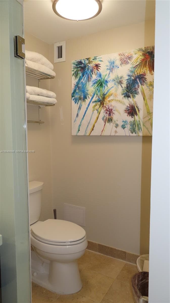 5701 Collins Ave 302 photo 22