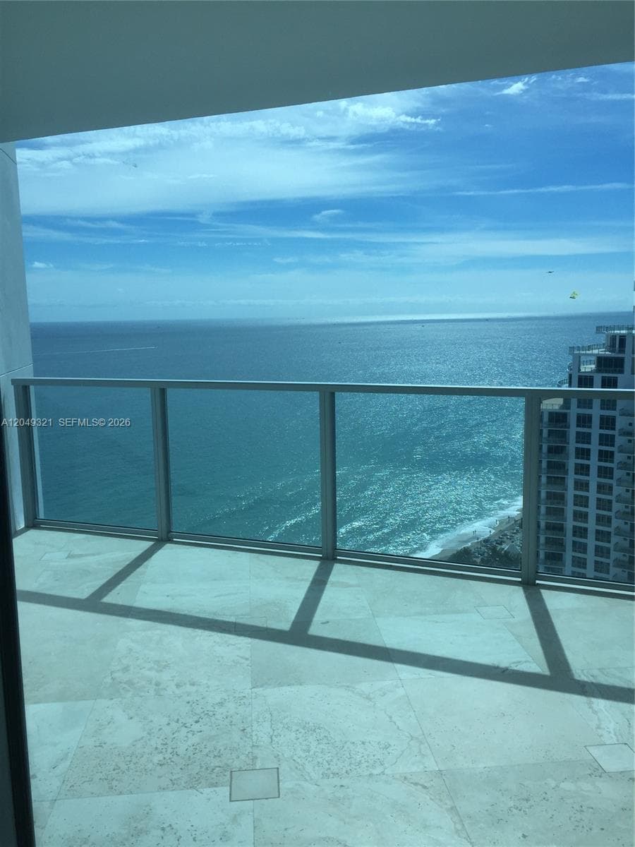 3101 S Ocean Dr 1406 photo 11