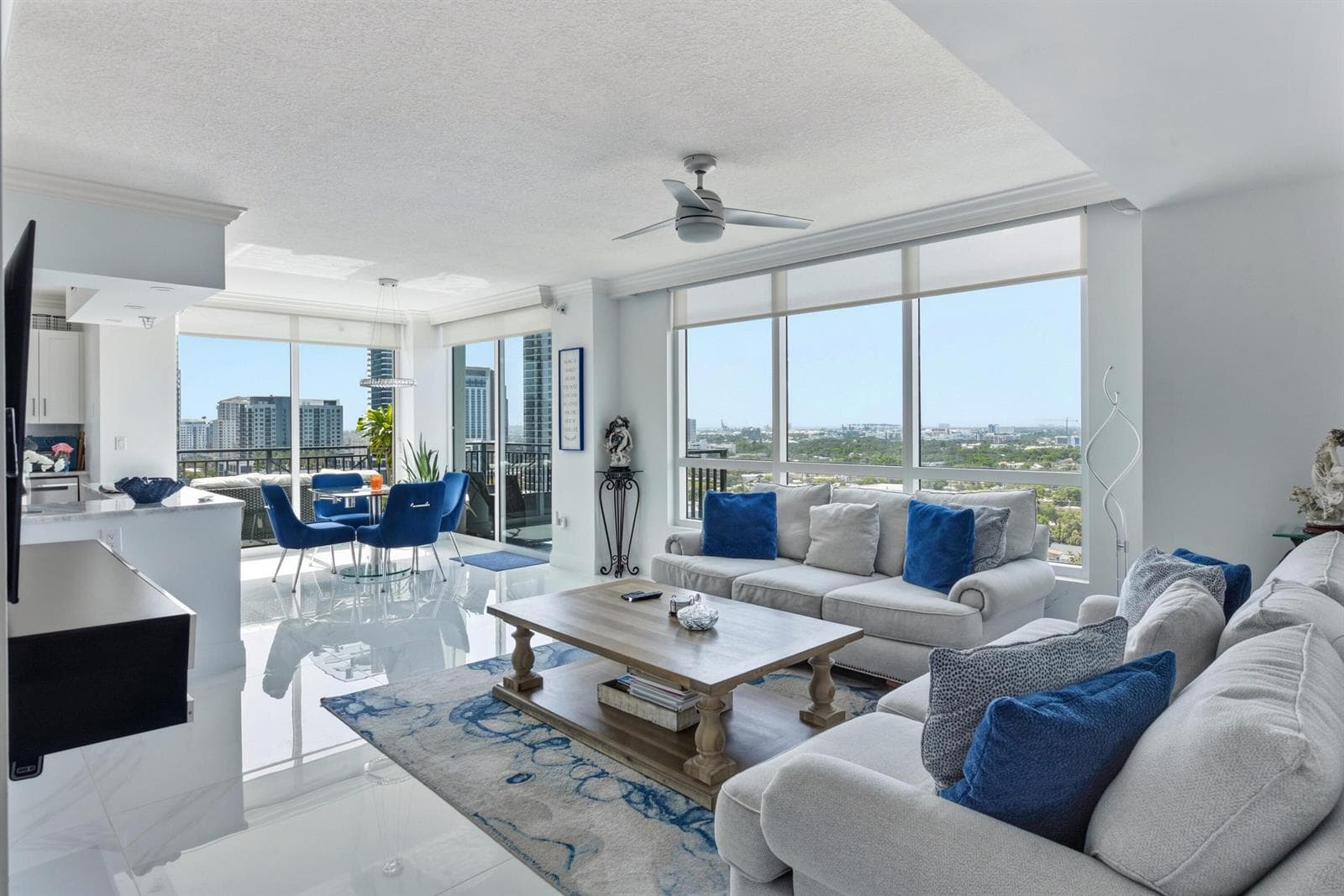 600 W Las Olas Boulevard #1808s 2