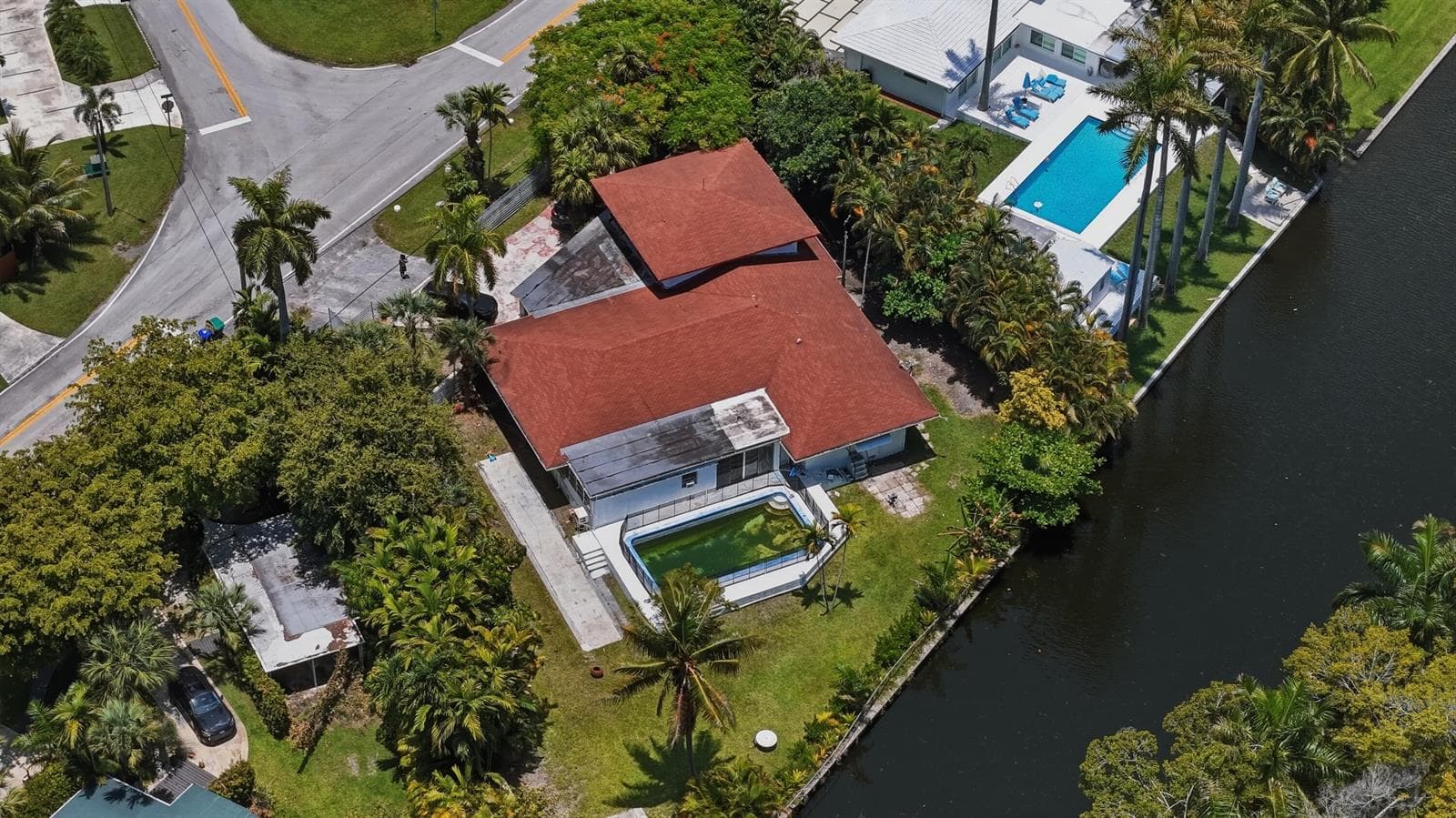 11401 W Biscayne Canal Road photo 6