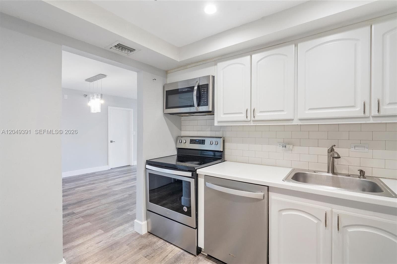 20515 E Country Club Dr 2044 photo 11