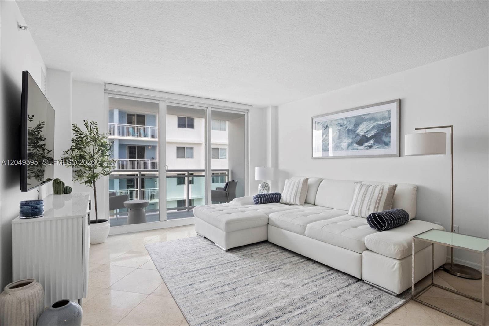 6917 Collins Ave 1512 photo 4