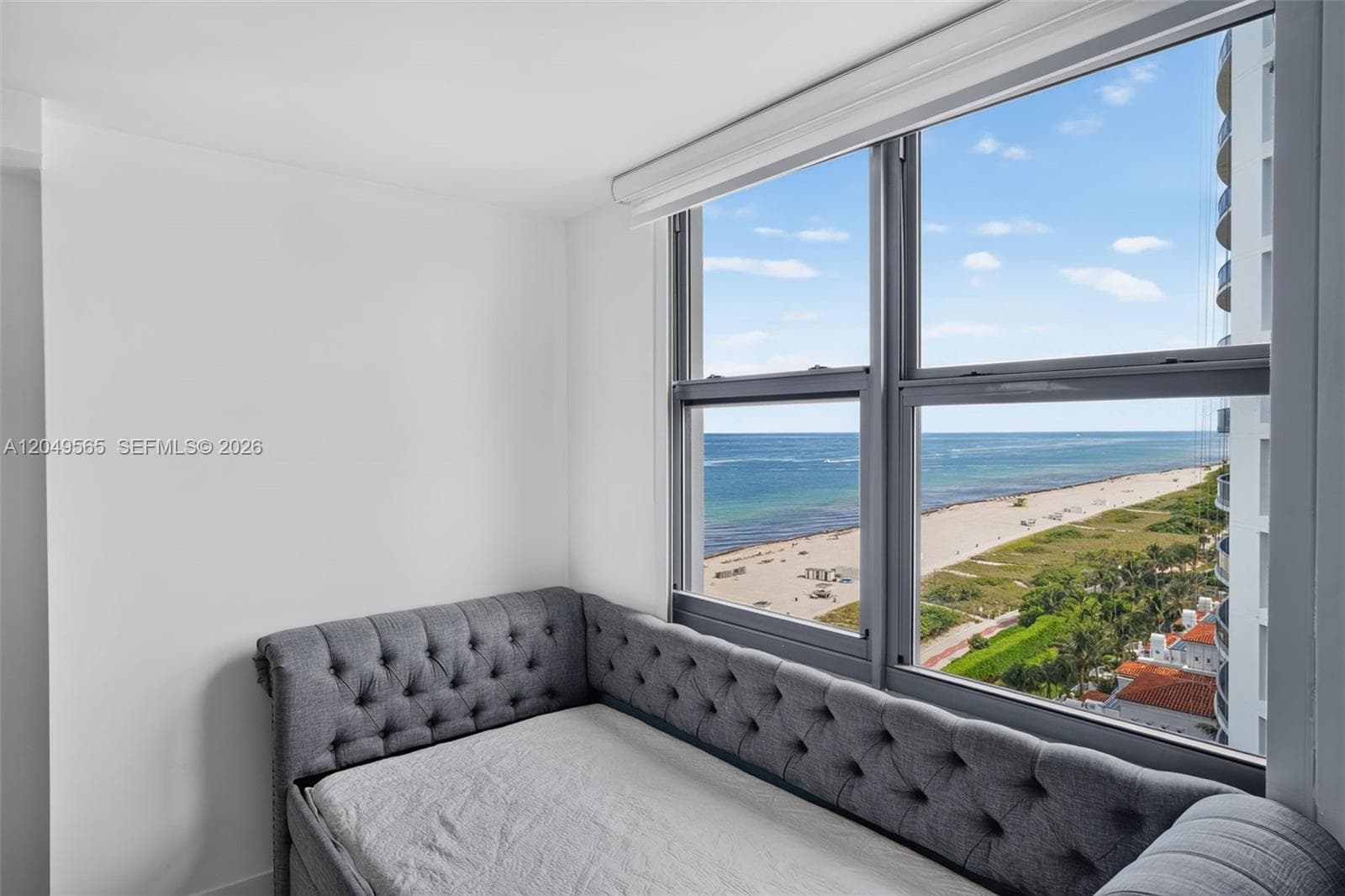 6039 Collins Ave 1624 photo 19