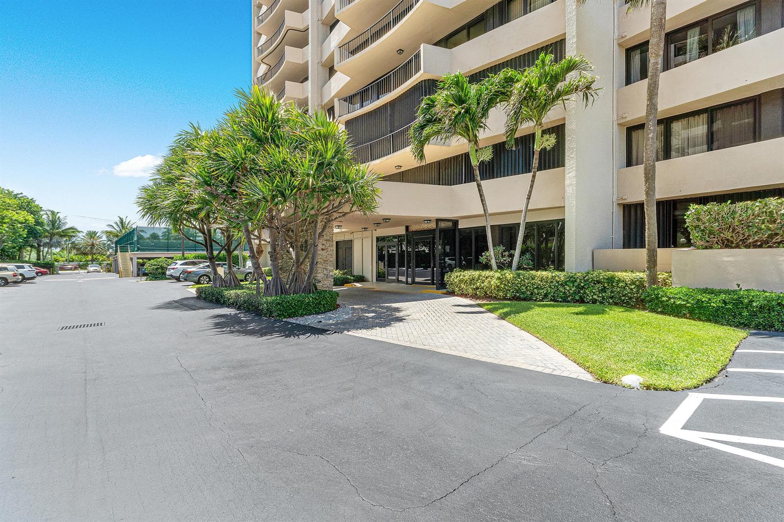 4200 N Ocean Drive #2-201 2