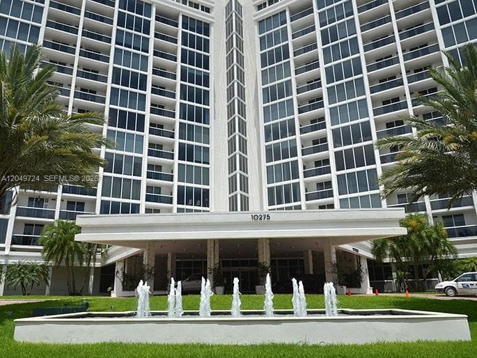 10275 Collins Ave 335 photo 2