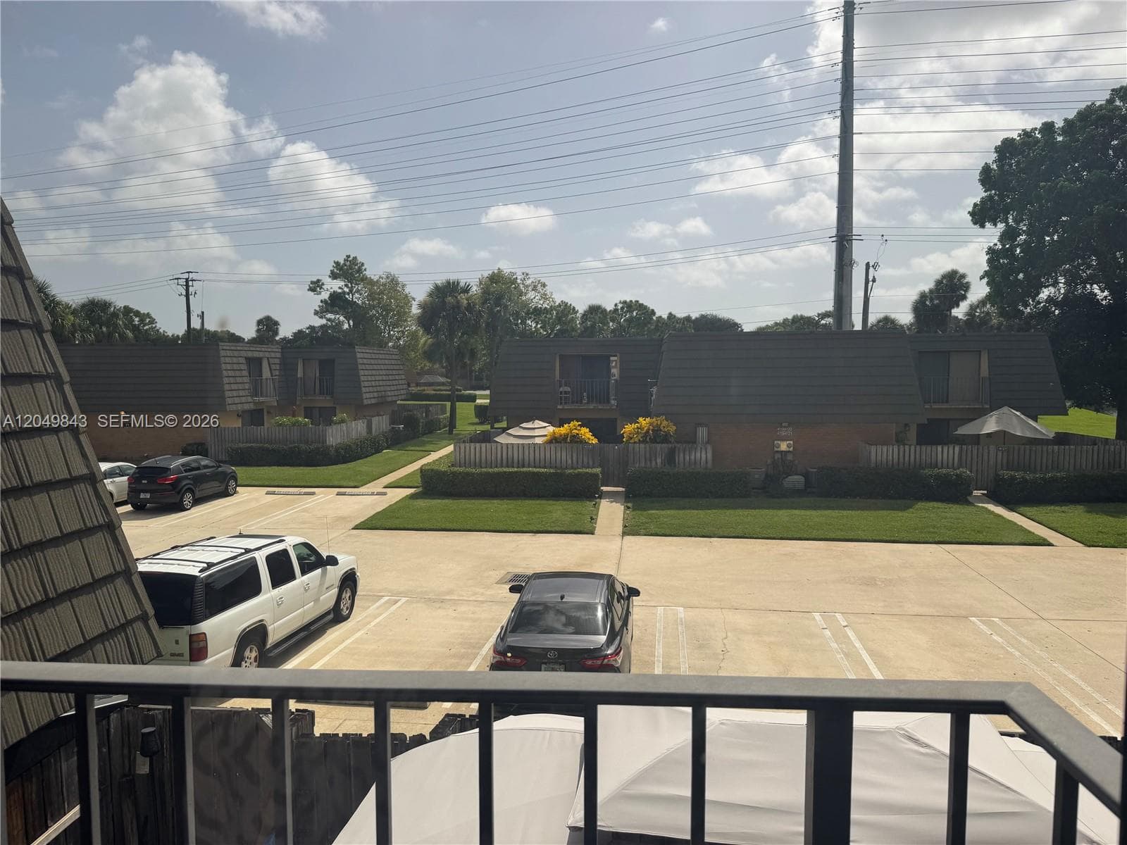 4122 41st Way photo 1