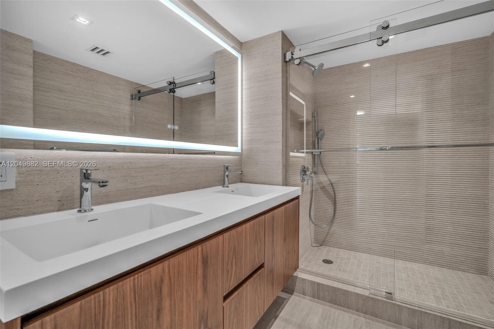 9499 Collins Ave 1009 photo 17