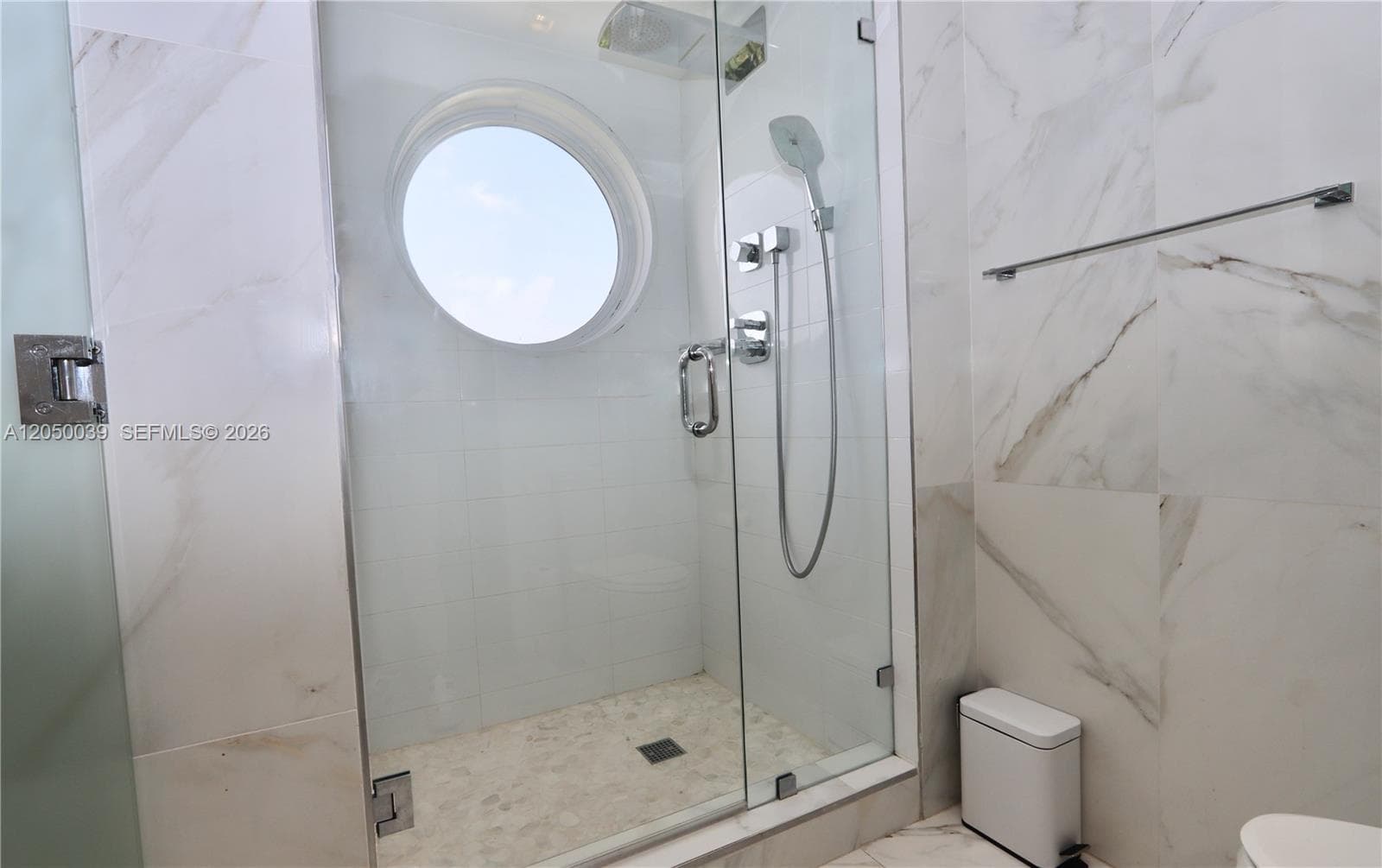 3000 Island Blvd 1603 photo 23