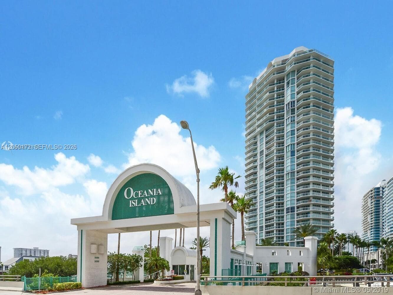 16400 Collins Ave 342 photo 10