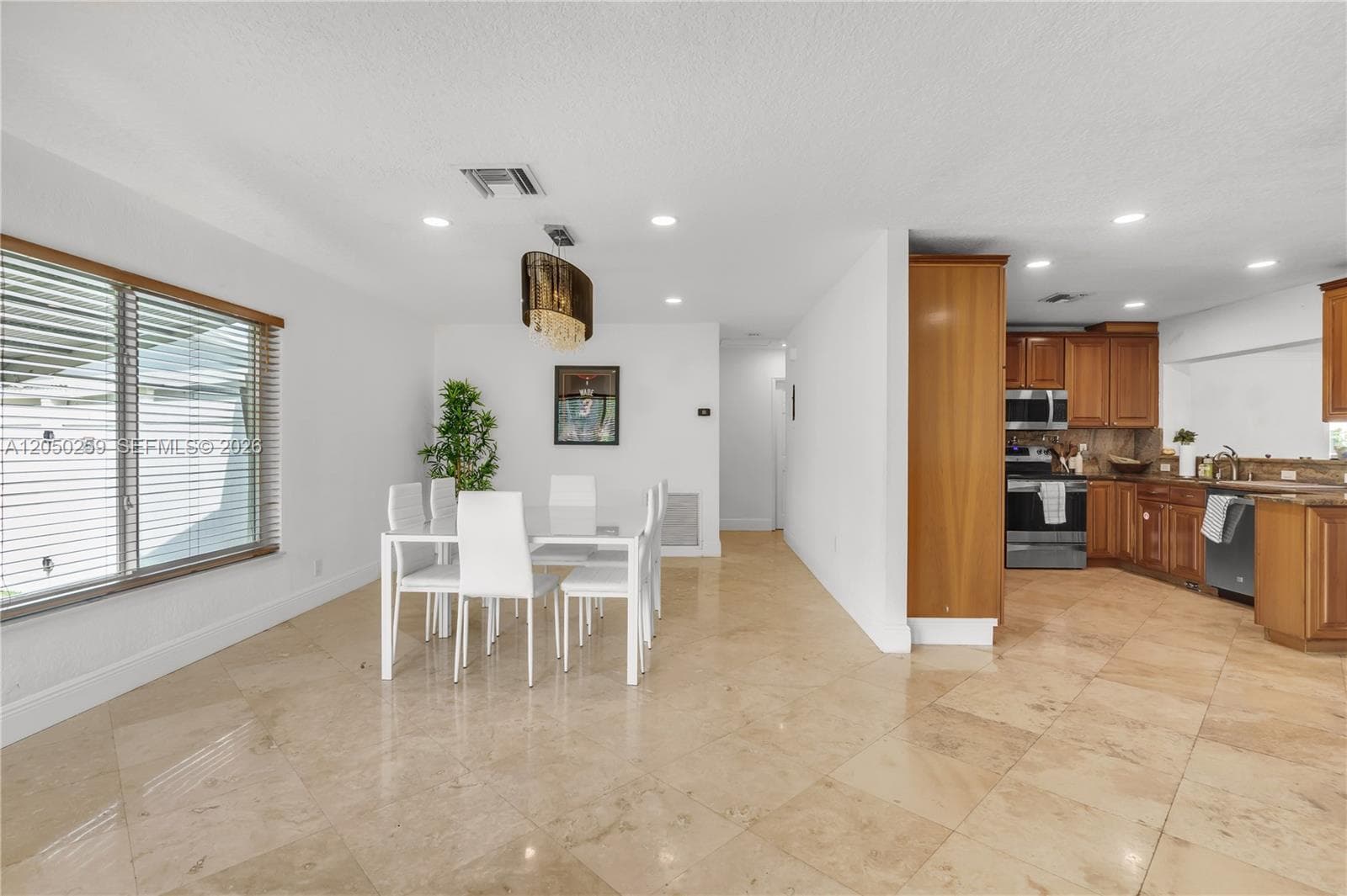 2424 NE 18th Ave 2